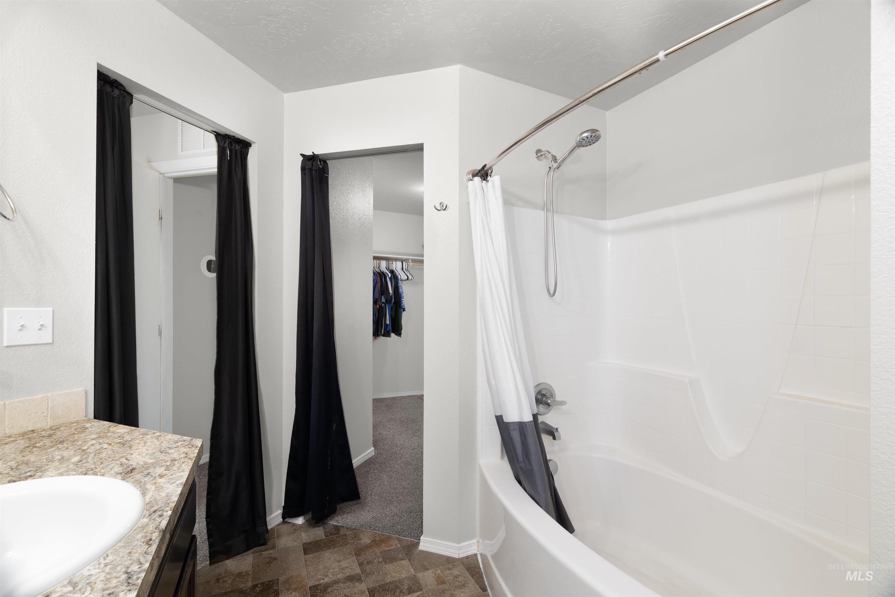 11761 Penobscot St Property Photo 22