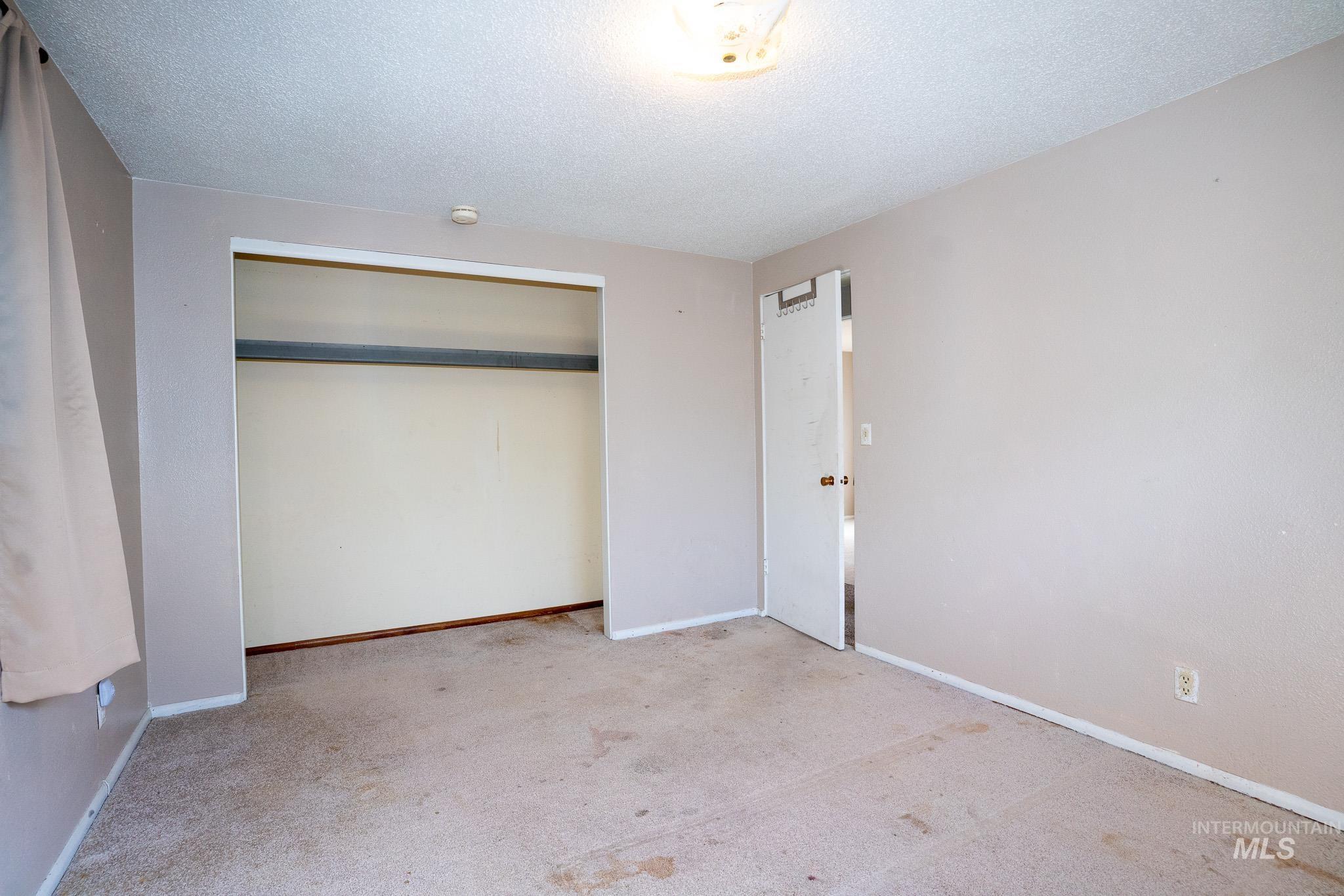 855 West St S. Property Photo 15