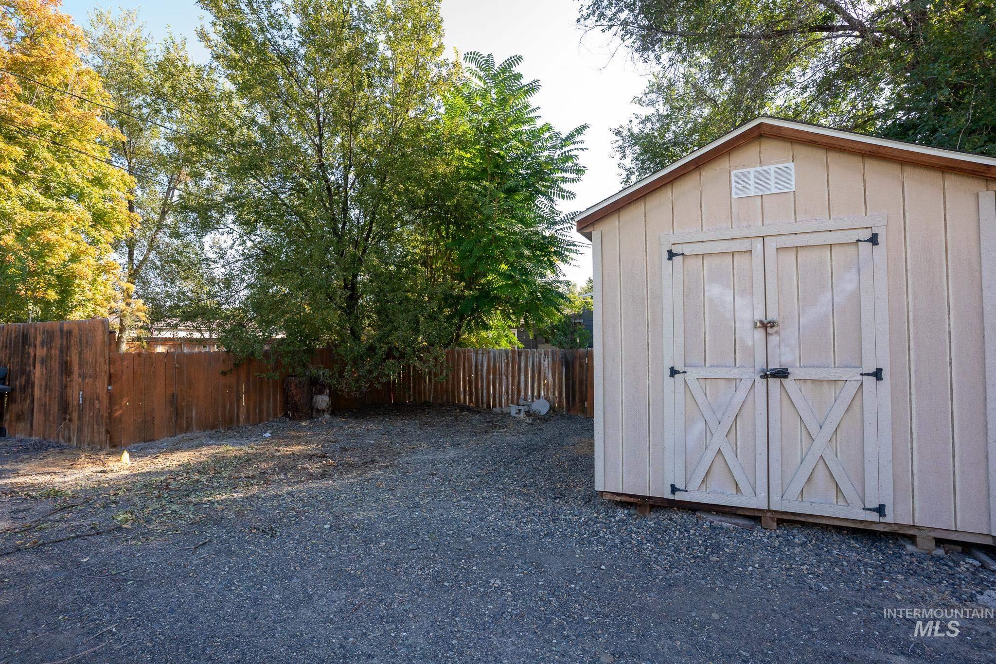 855 West St S. Property Photo 32