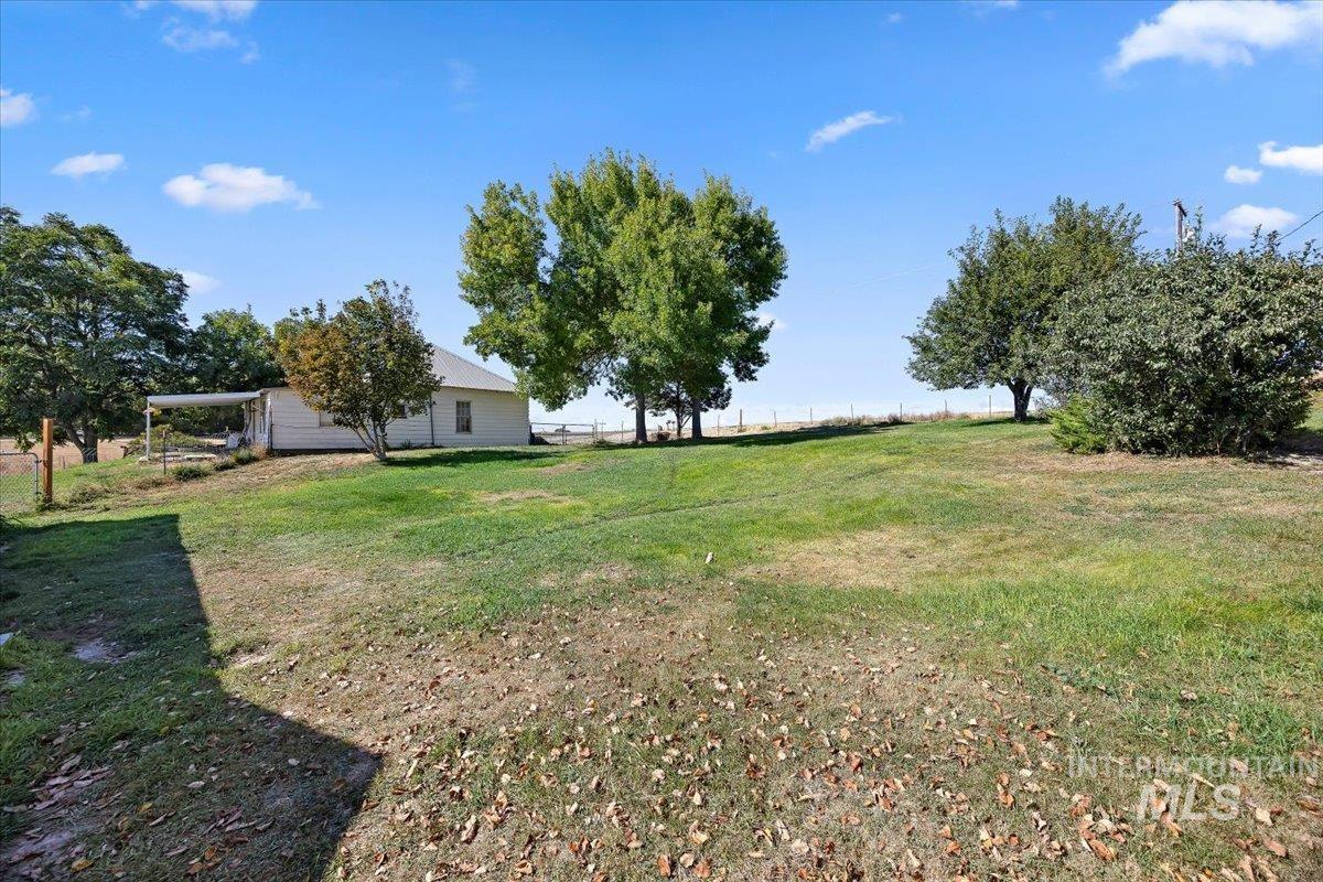 583 E 300 S Property Photo 35