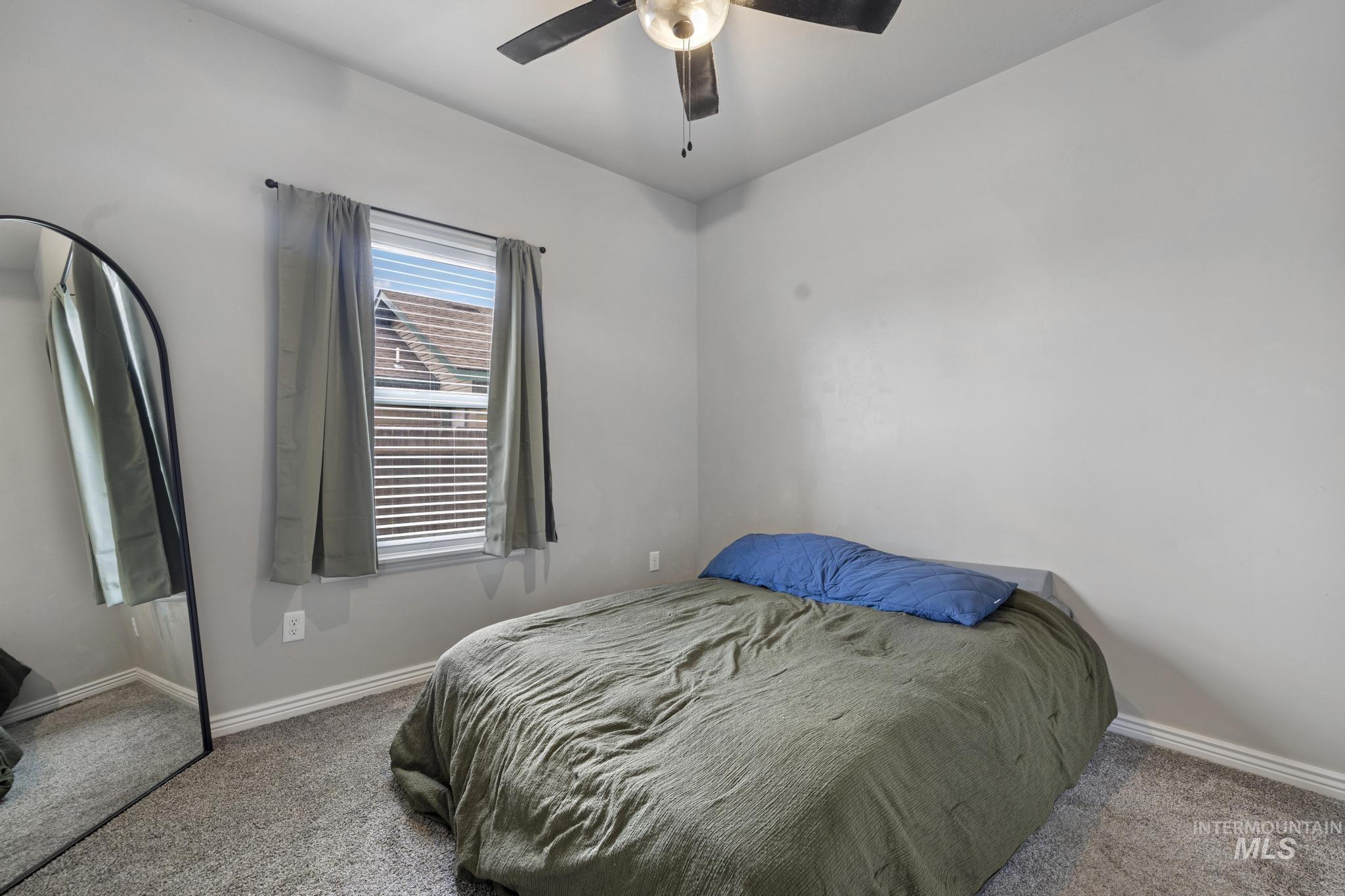 375 Joellen Dr. Property Photo 12
