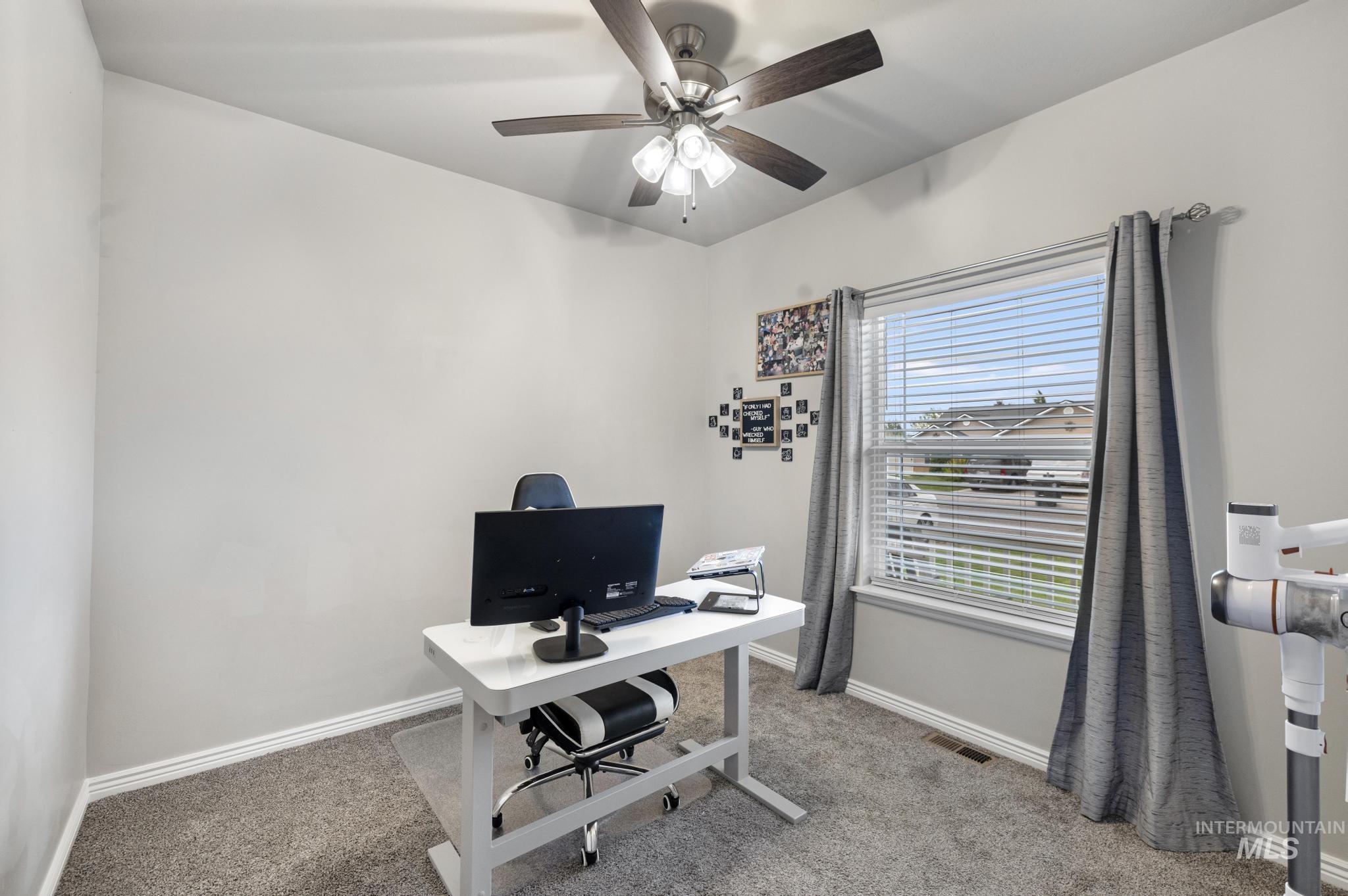 375 Joellen Dr. Property Photo 14