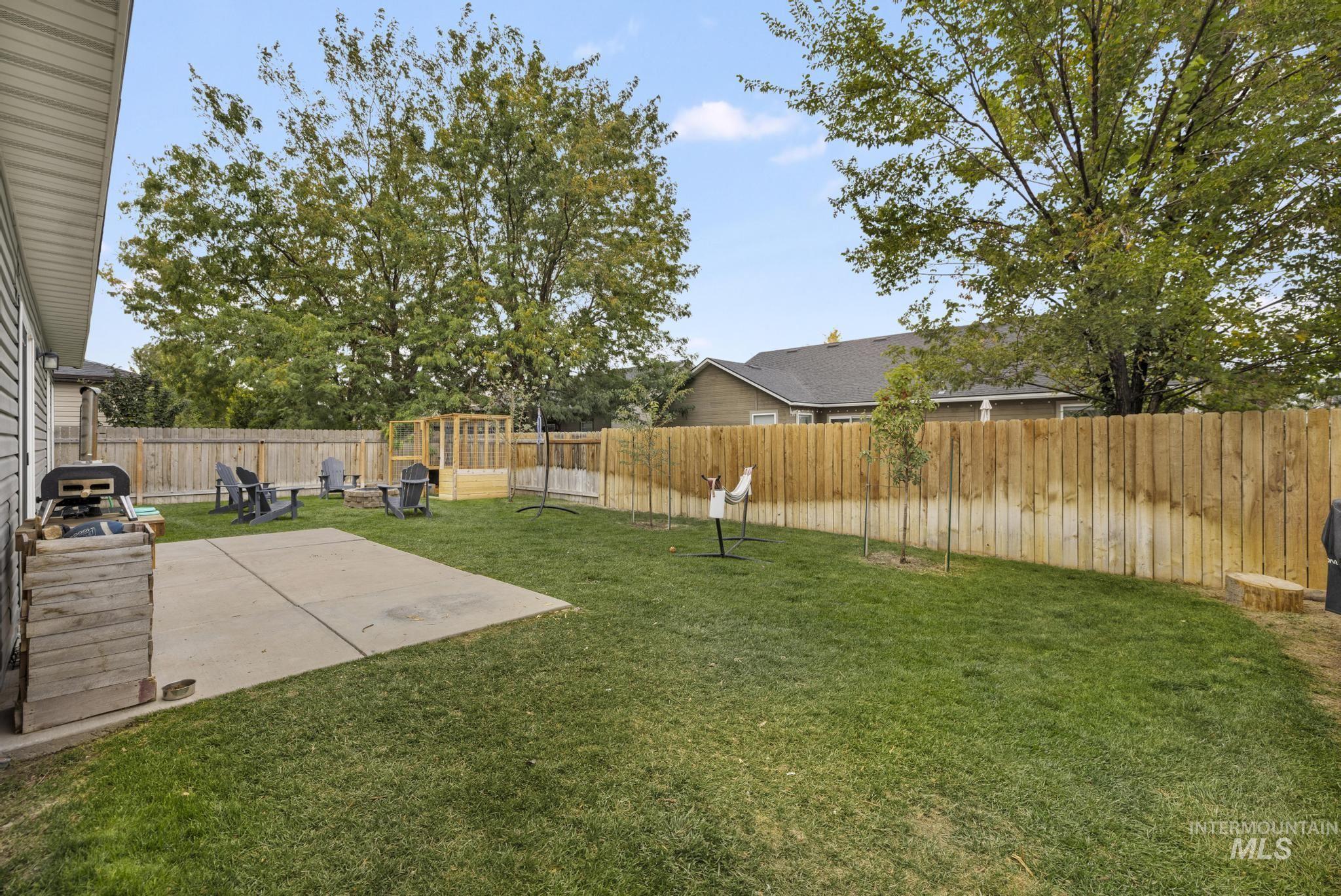 375 Joellen Dr. Property Photo 18