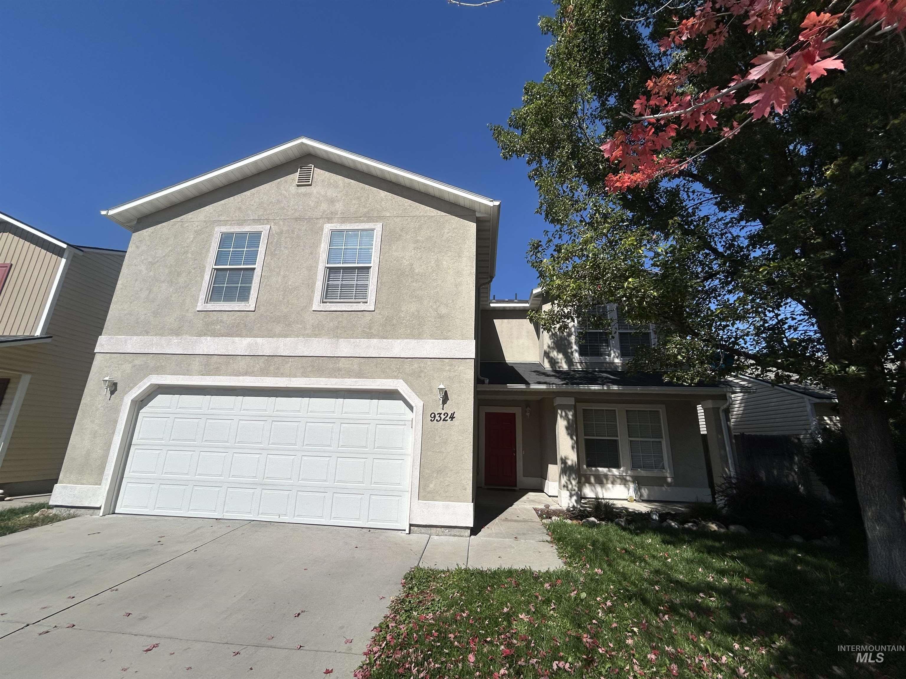 9324 W Littlewood Dr Property Photo 1