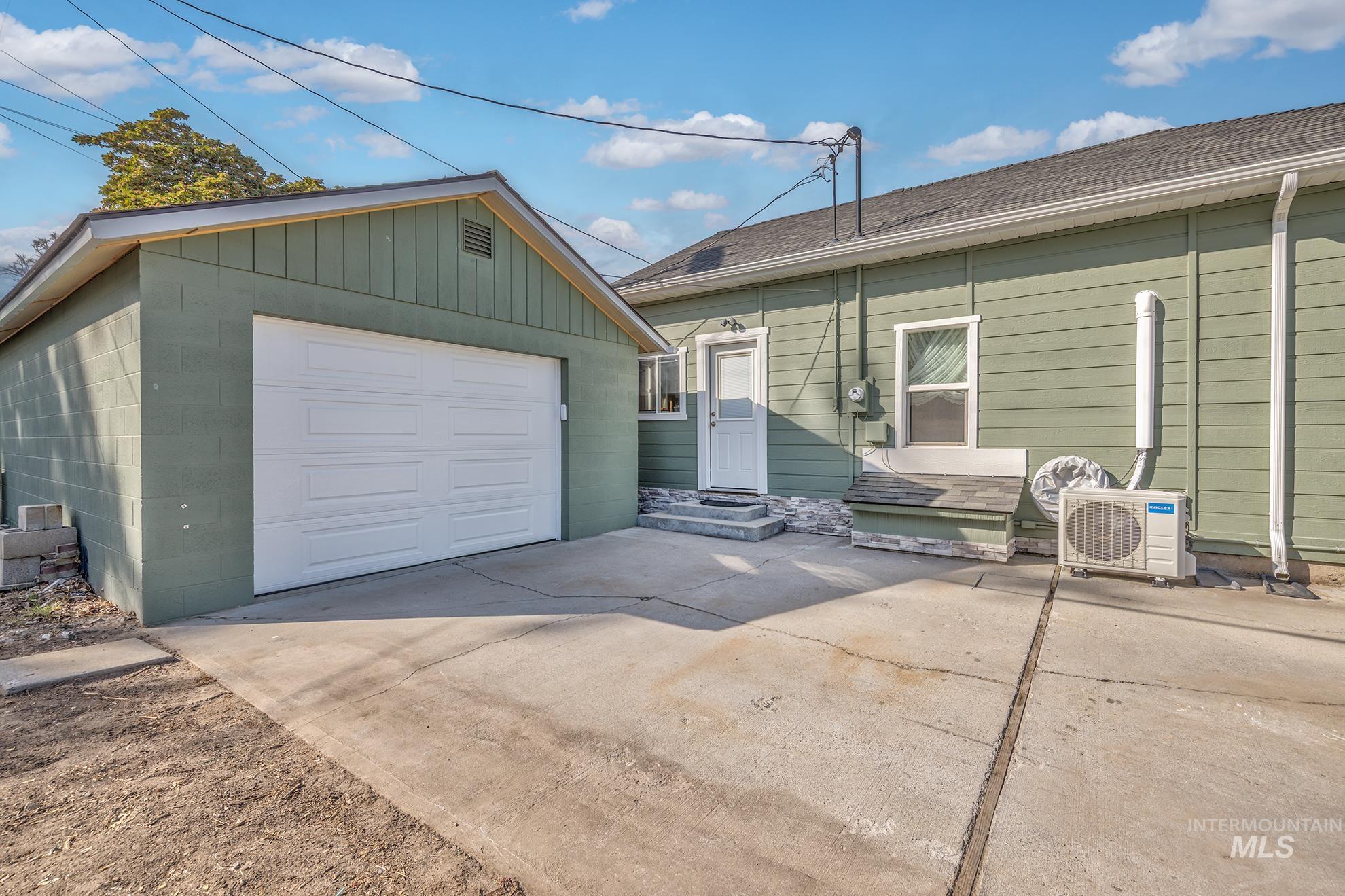 114 S 10th Street Property Photo 34