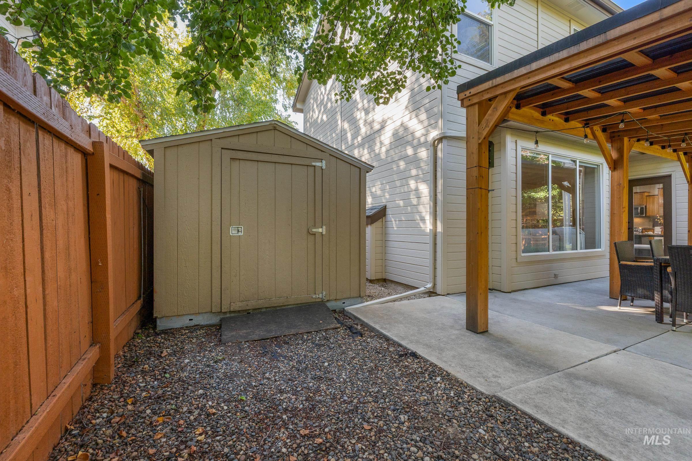 492 E Ridge Drive Property Photo 41
