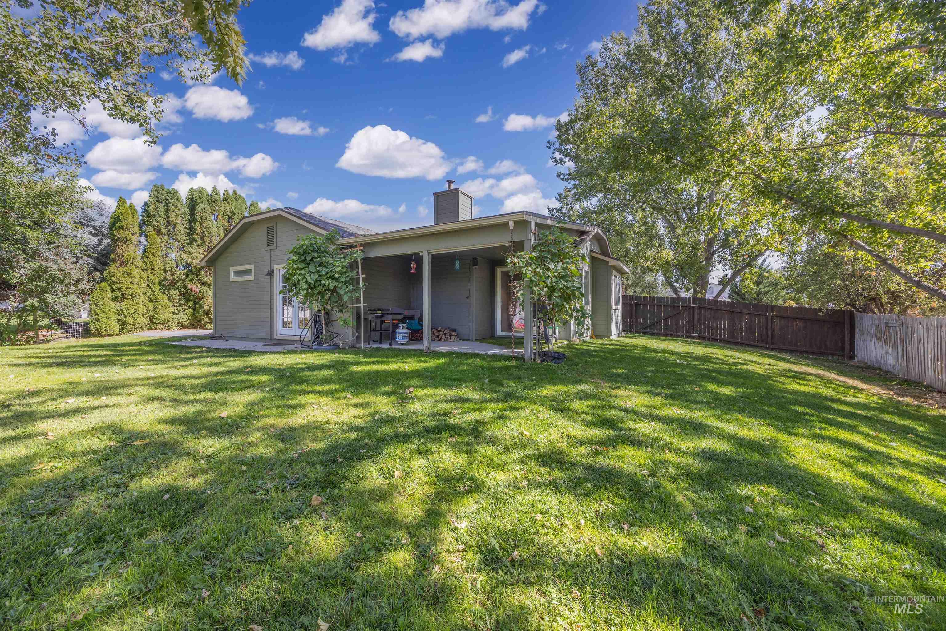 115 N Brent Property Photo 27