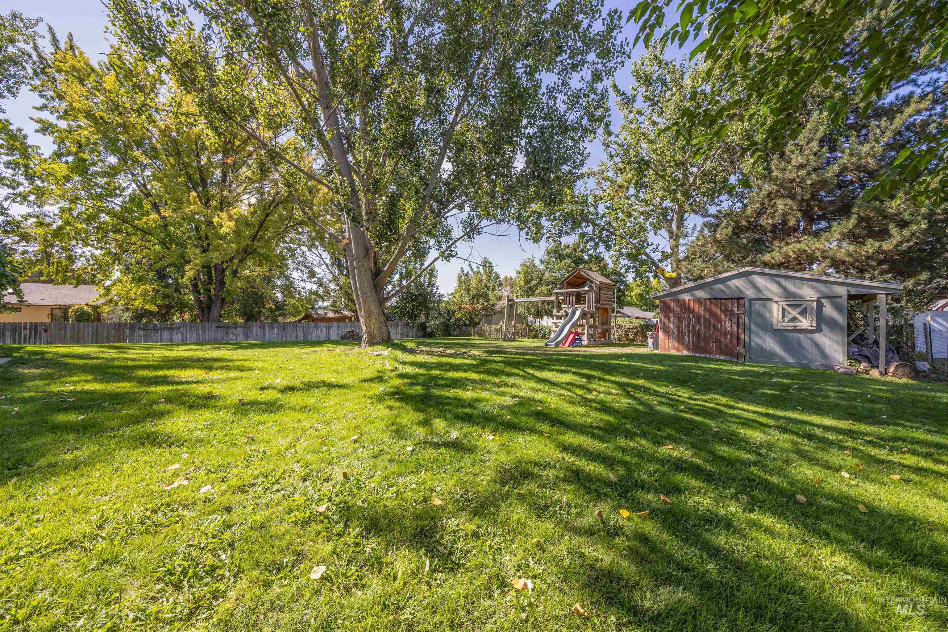 115 N Brent Property Photo 28