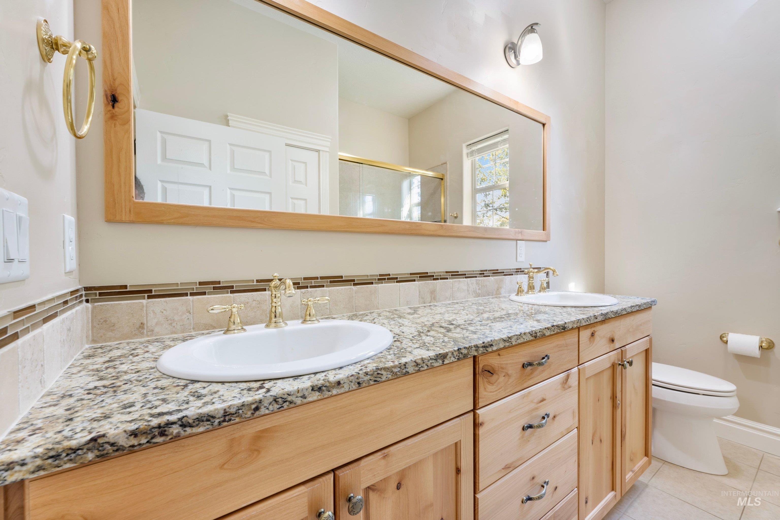71 Arabian Way Property Photo 22