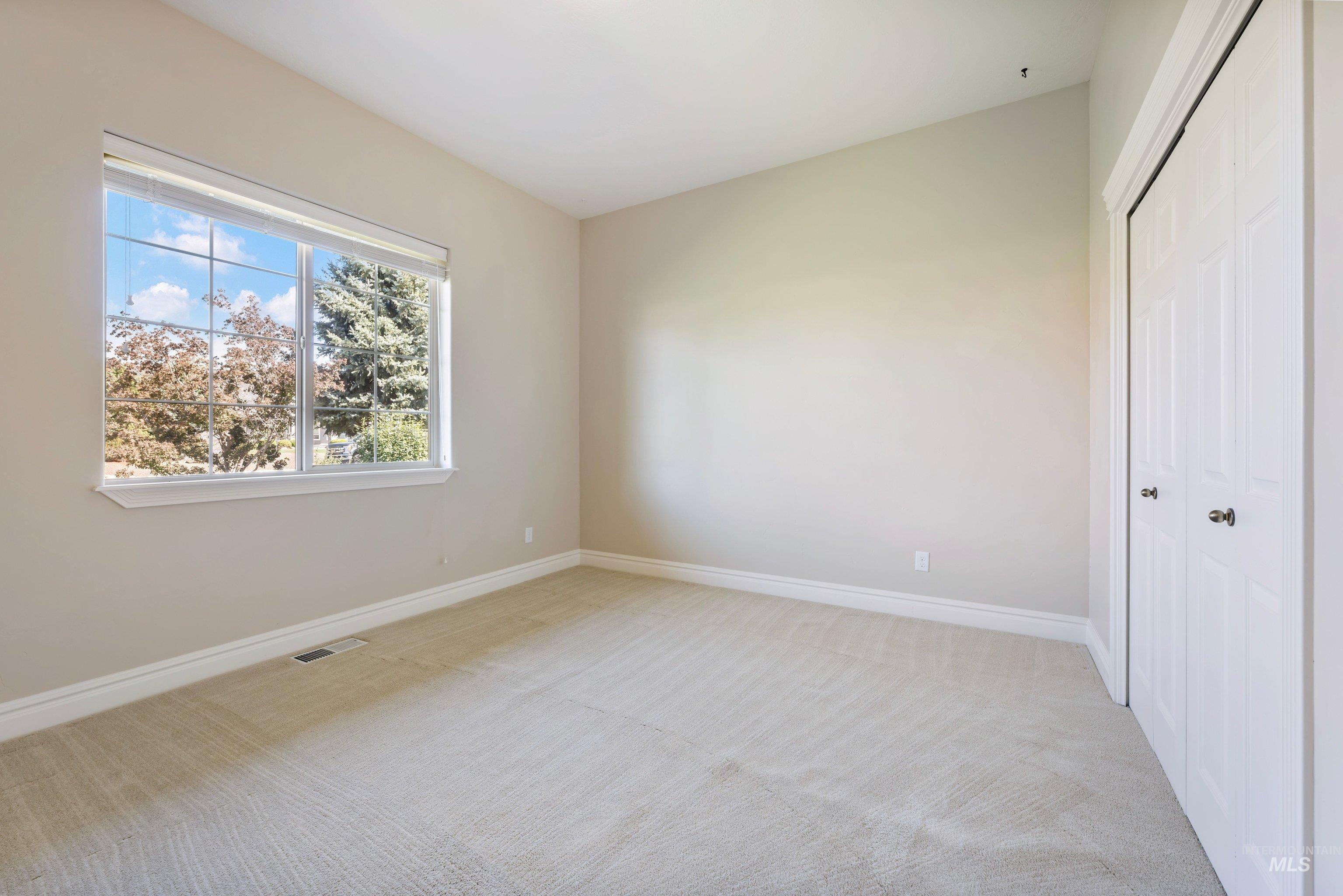 71 Arabian Way Property Photo 23