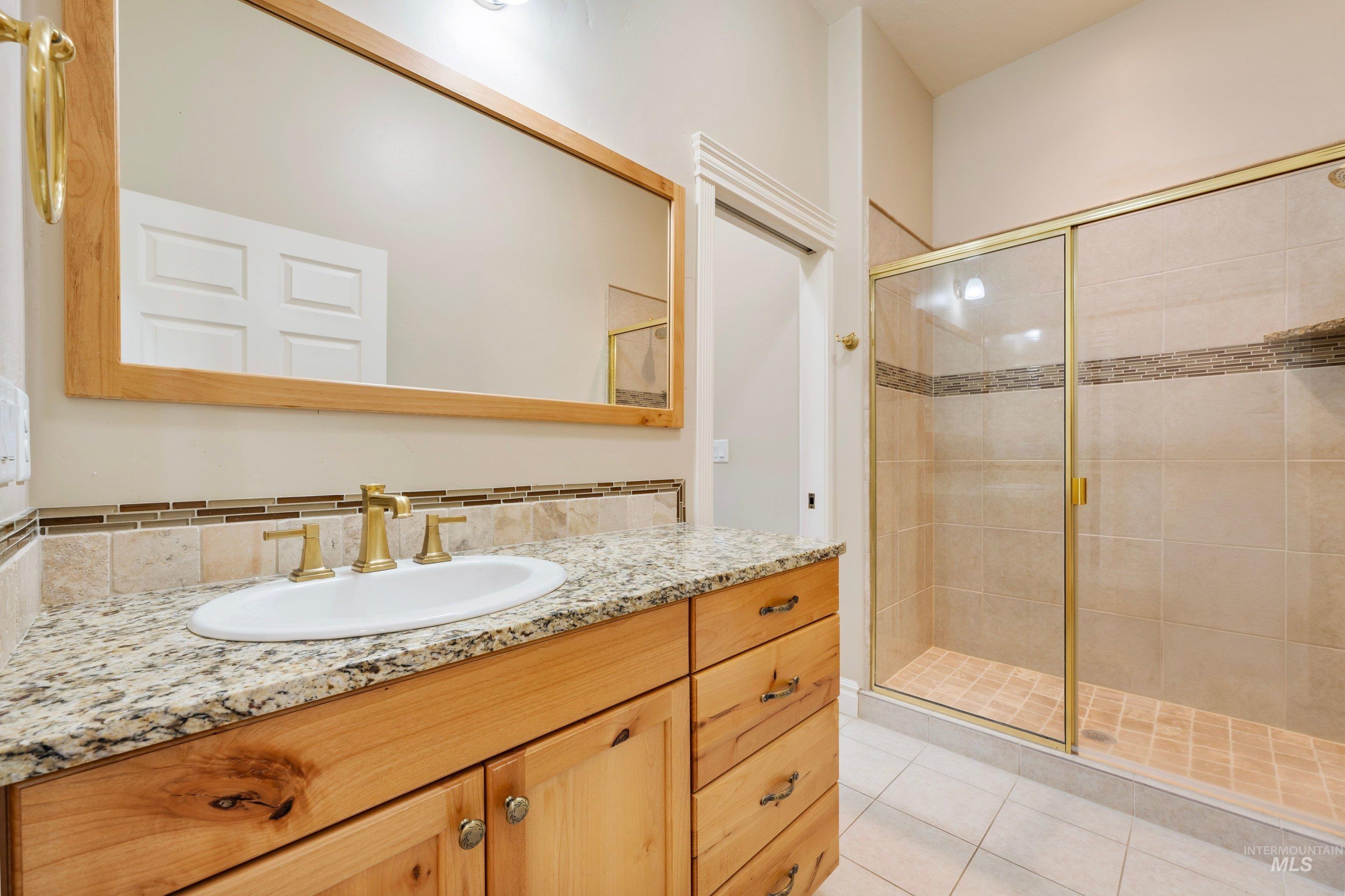 71 Arabian Way Property Photo 29