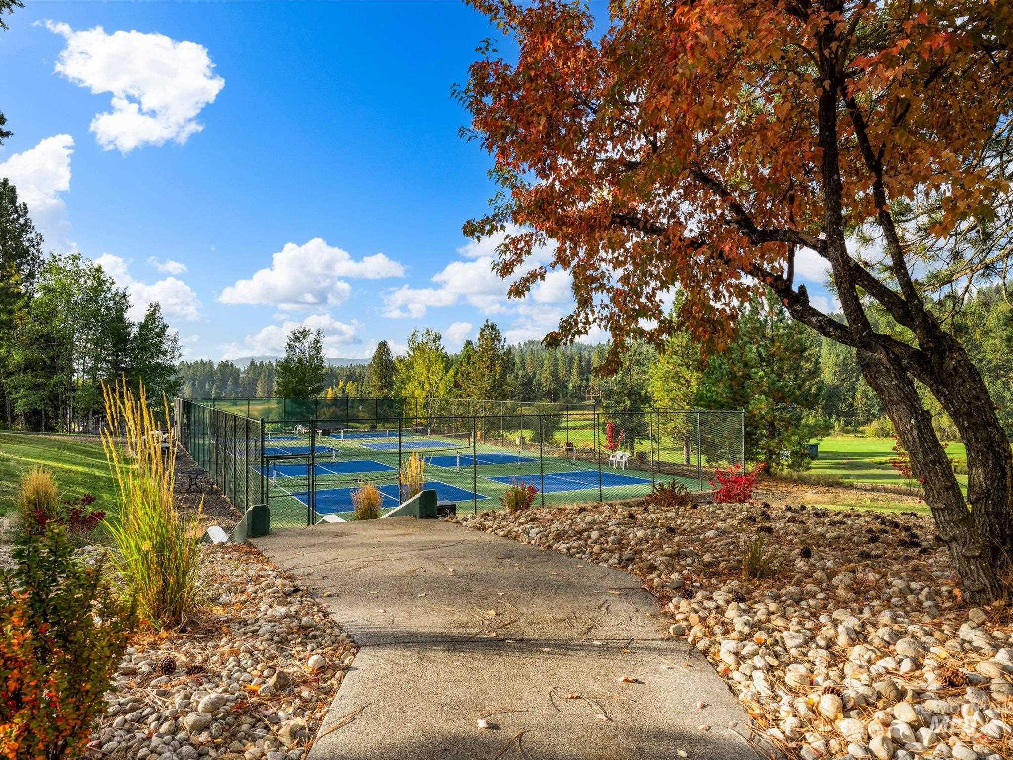 Lot 4 Brookside Dr. Property Photo 19