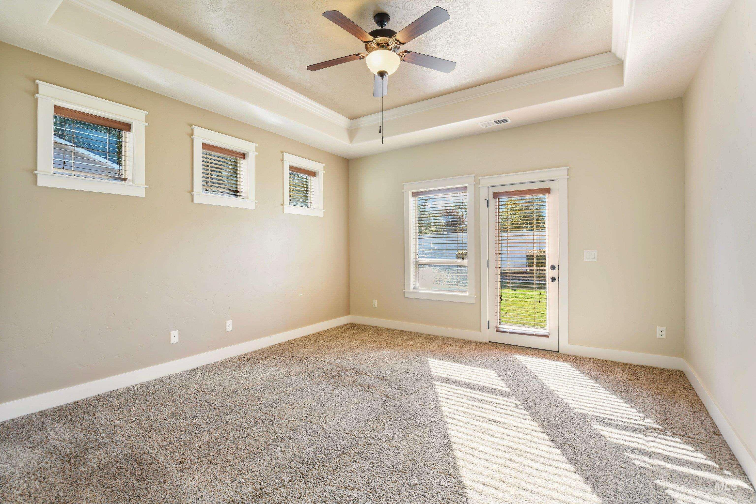 7553 N Waterlilly Ave Property Photo 18