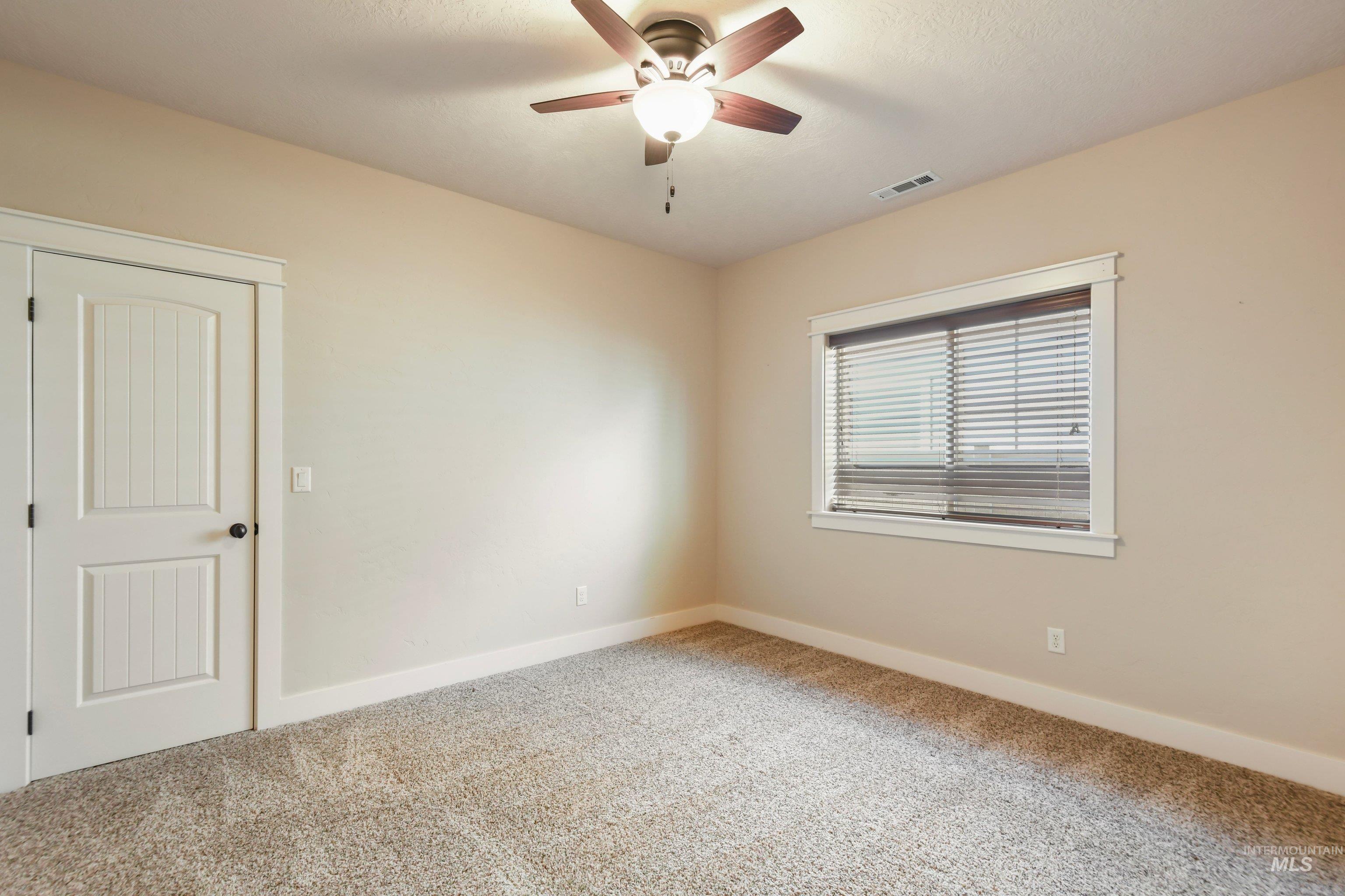 7553 N Waterlilly Ave Property Photo 24