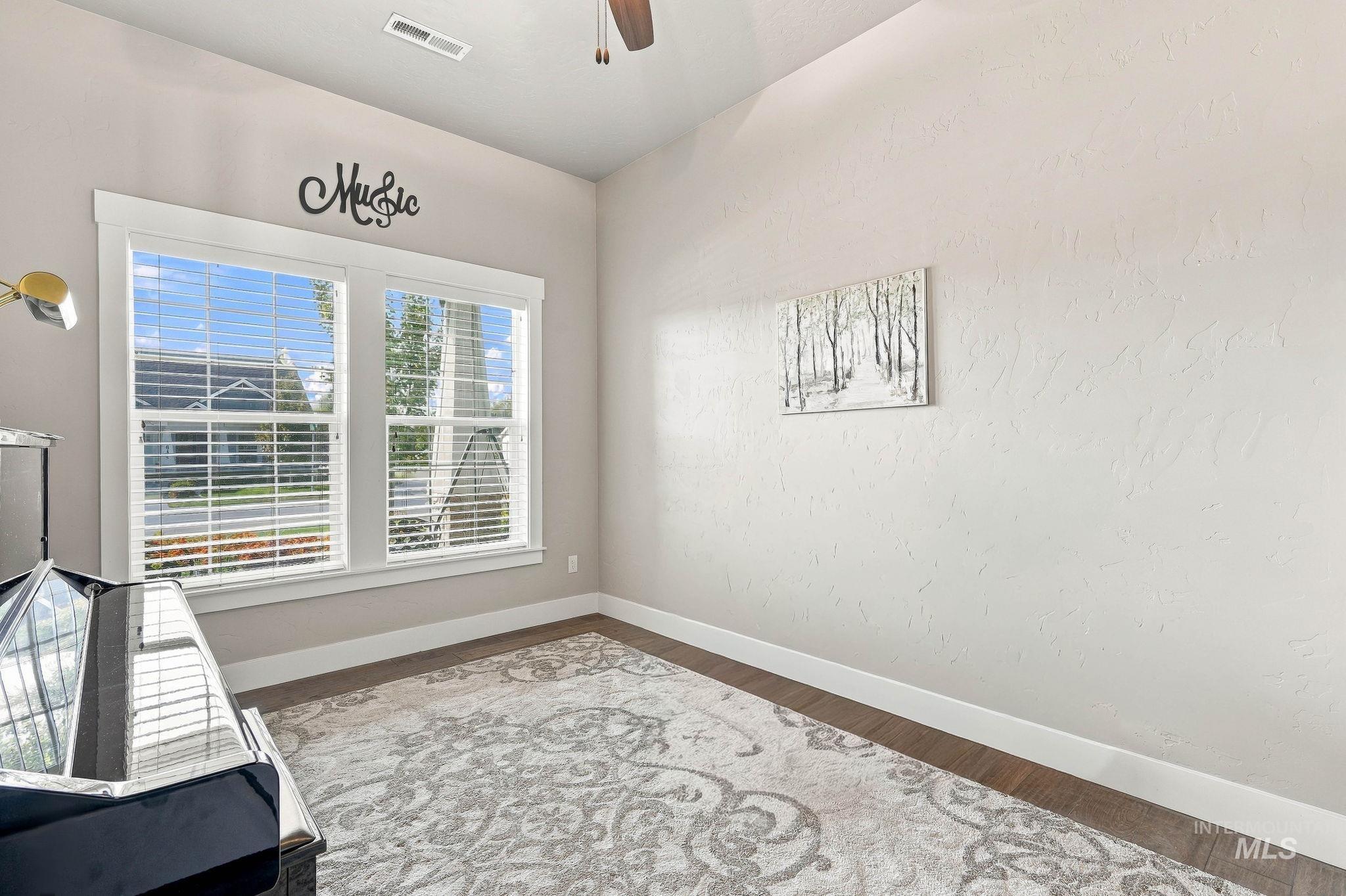 18104 N Treeline Ave. Property Photo 6