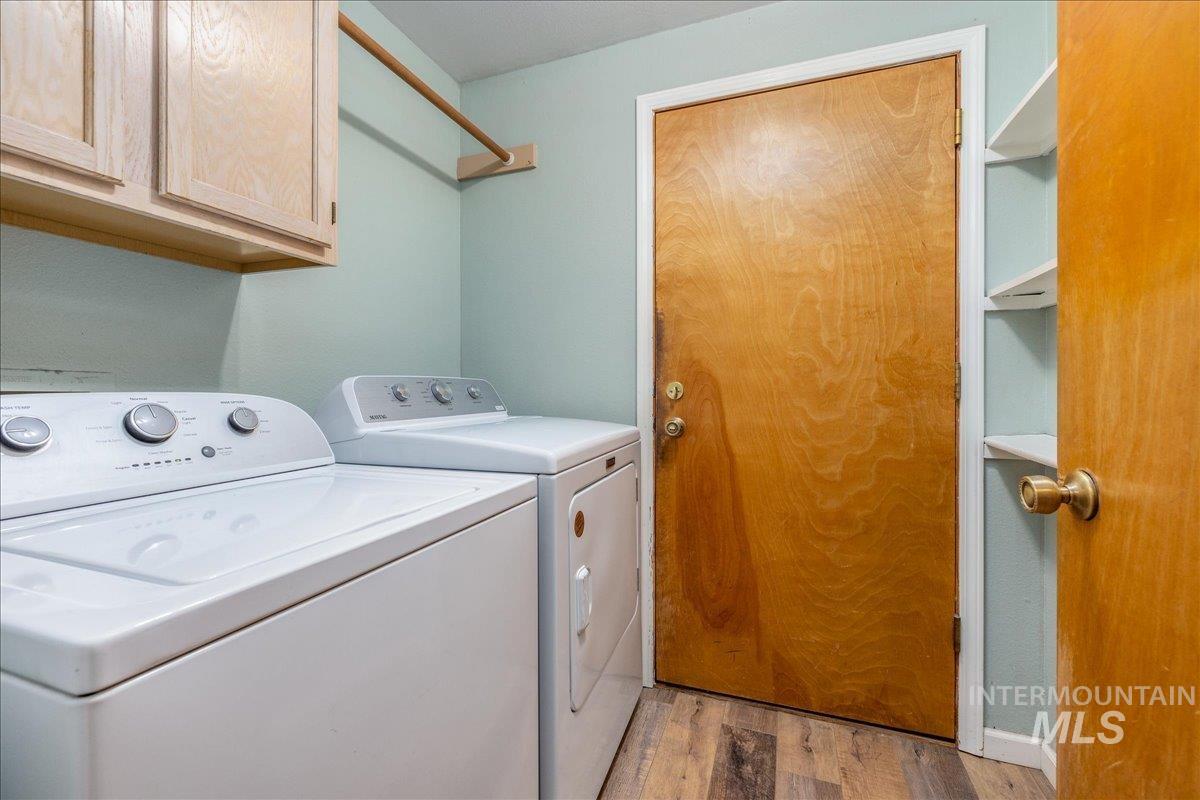 2947 S Garden St Property Photo 21