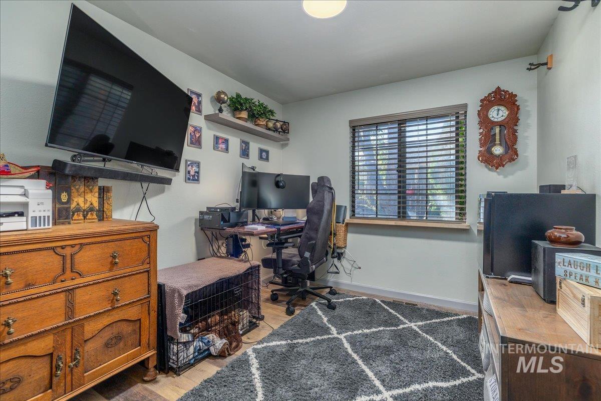 2947 S Garden St Property Photo 22