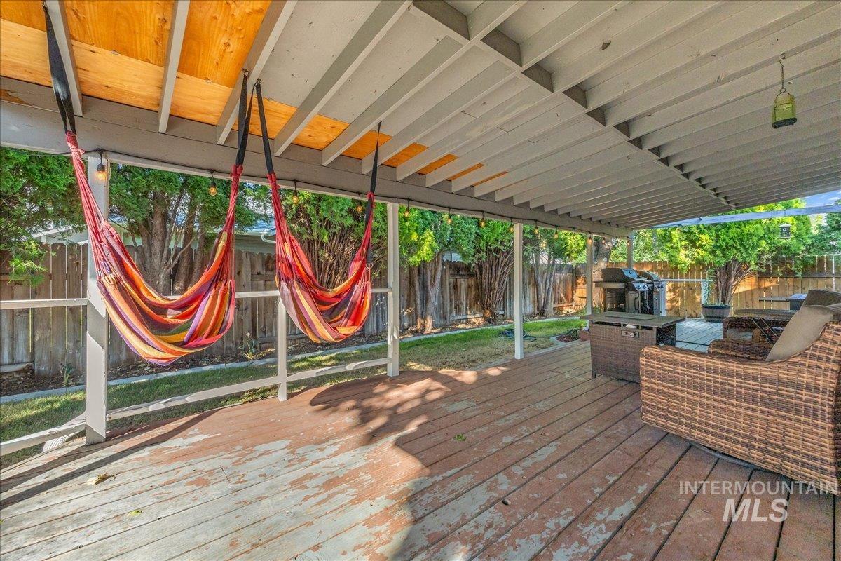 2947 S Garden St Property Photo 28