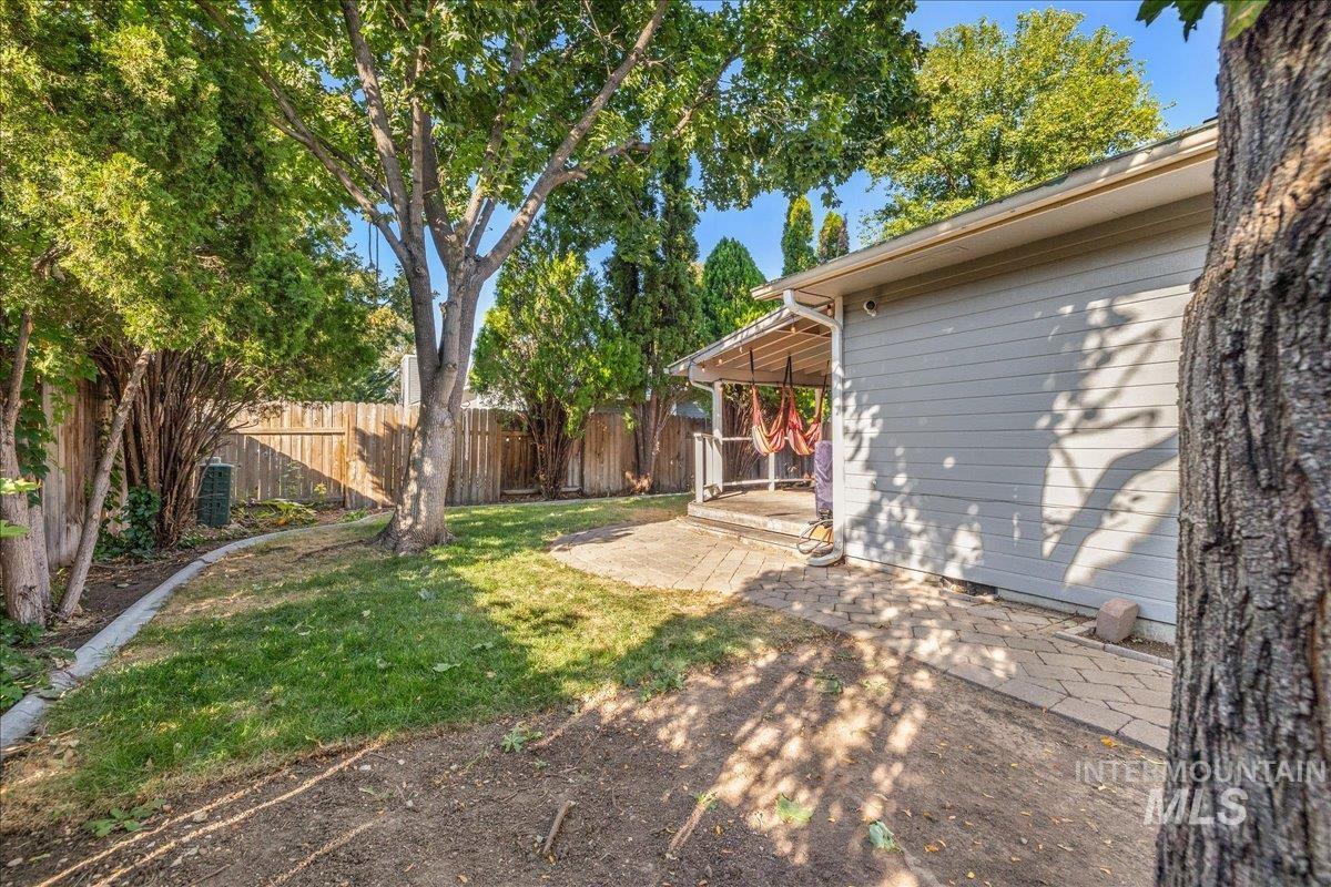 2947 S Garden St Property Photo 31