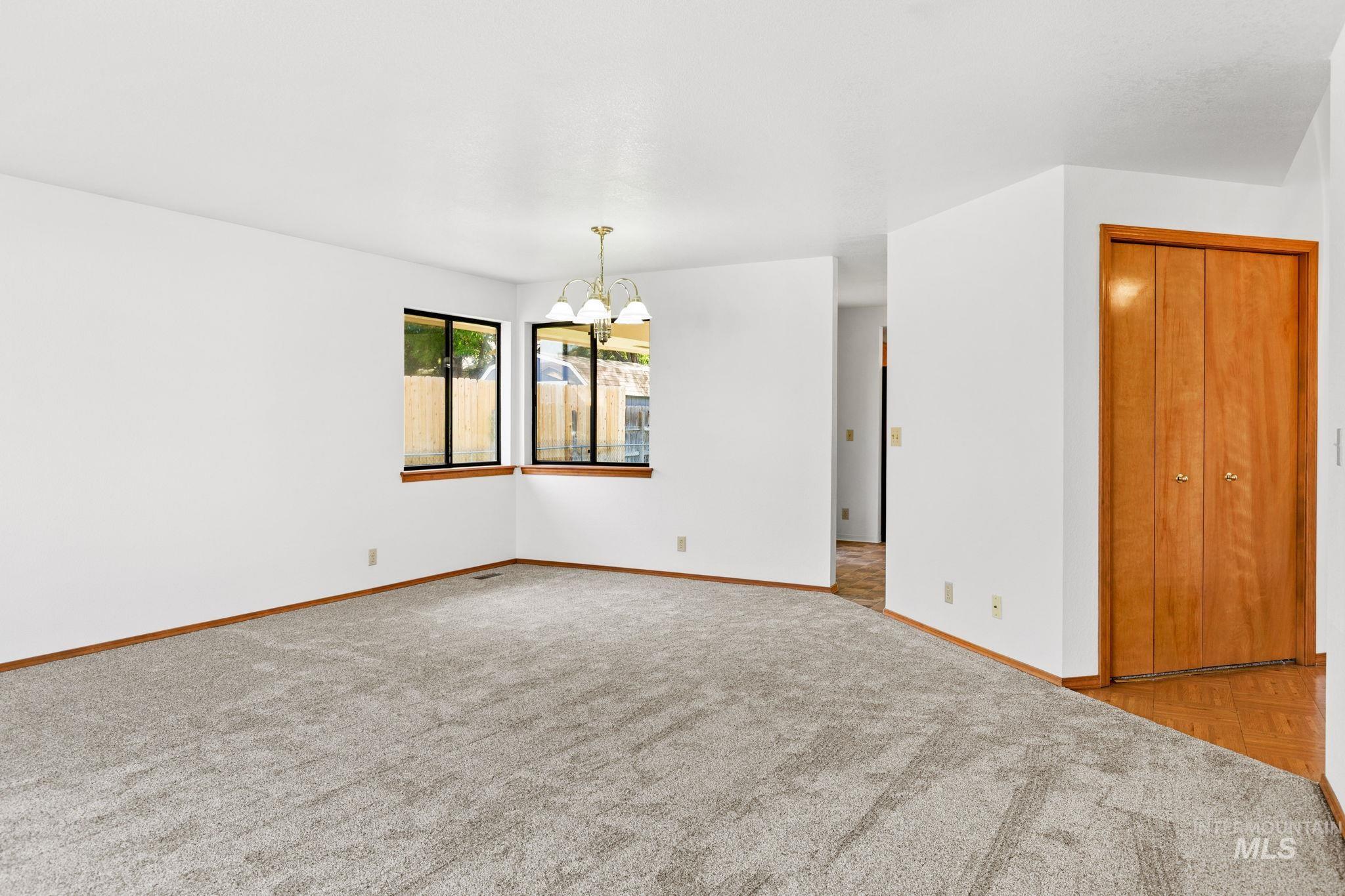11207 W Bridgetower Dr. Property Photo 10