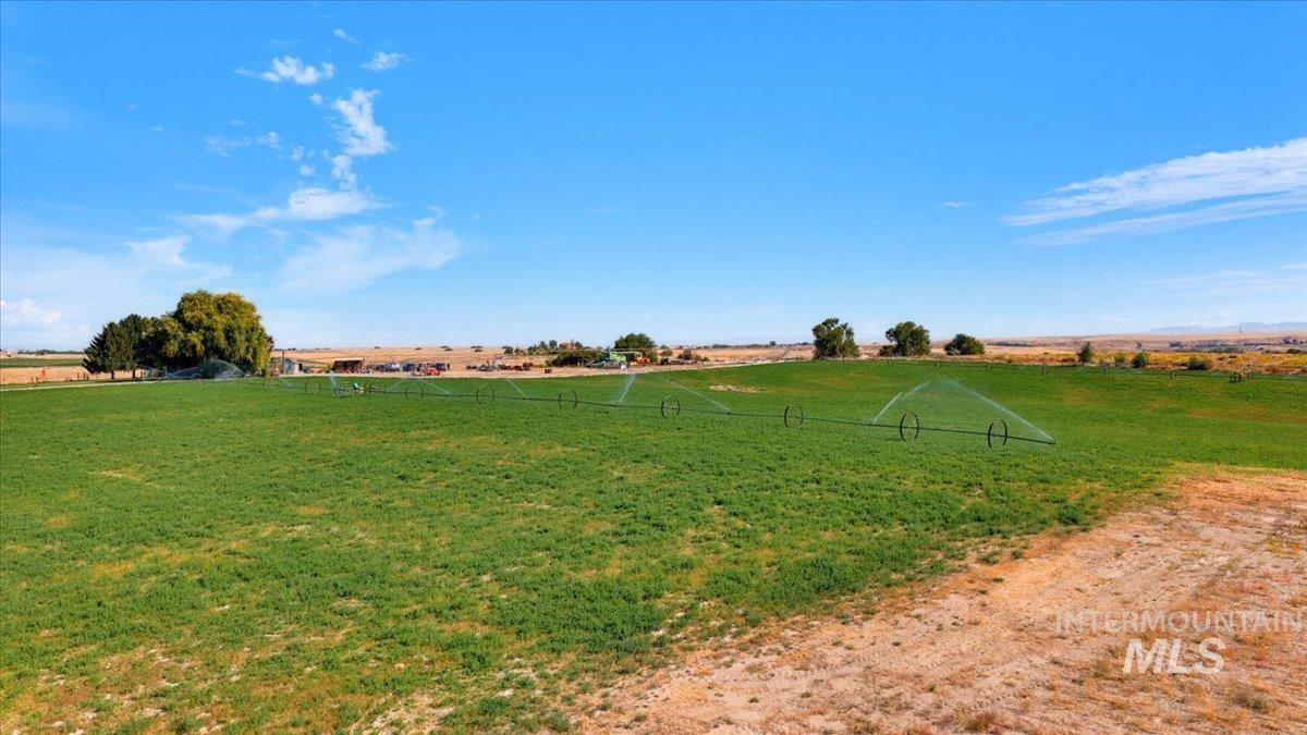 3880 1 Ln E Property Photo 48