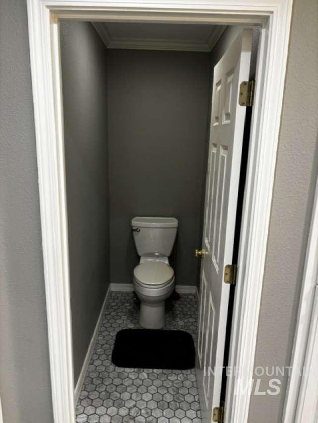 7023 W Everett St Property Photo 19