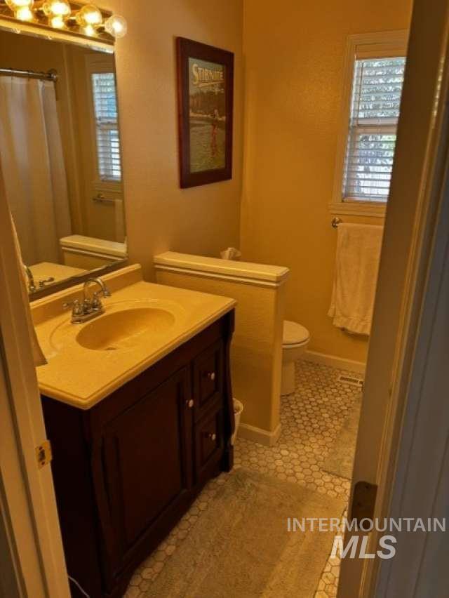 7023 W Everett St Property Photo 21