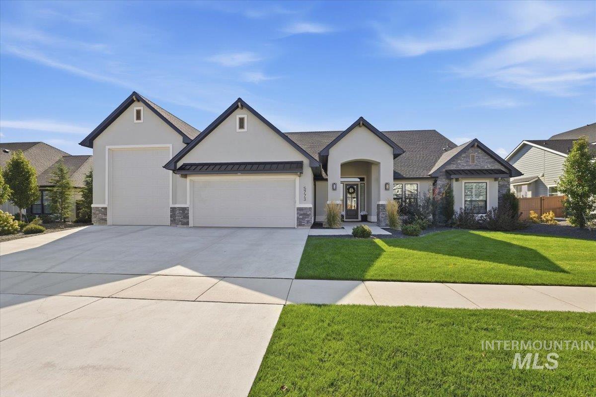 5773 W Trigo Dr Property Photo 1