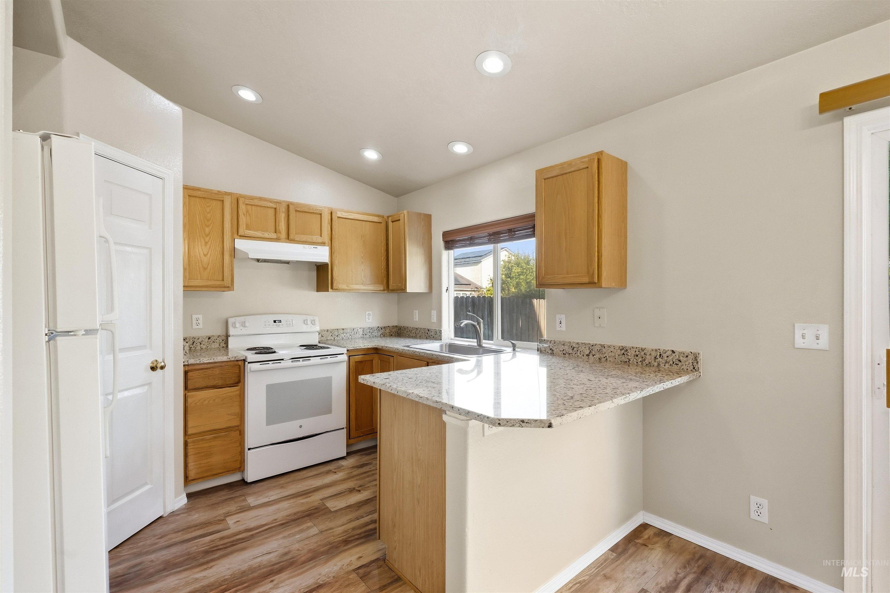 1209 Gold Creek Dr Property Photo 8