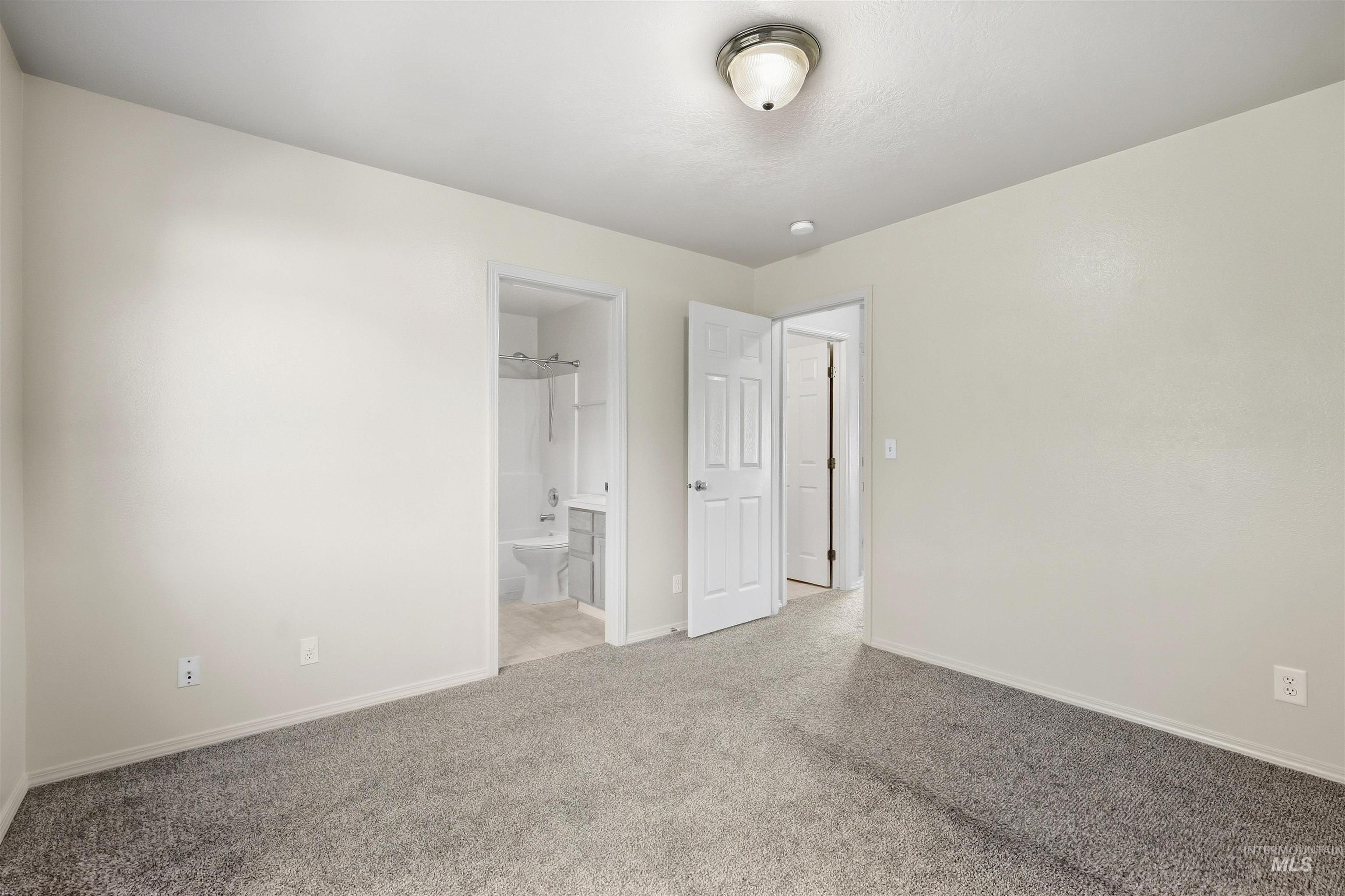 1209 Gold Creek Dr Property Photo 22