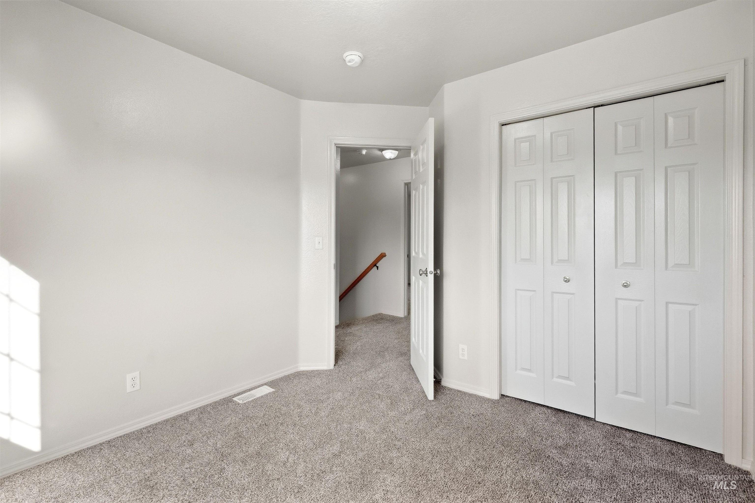 1209 Gold Creek Dr Property Photo 30