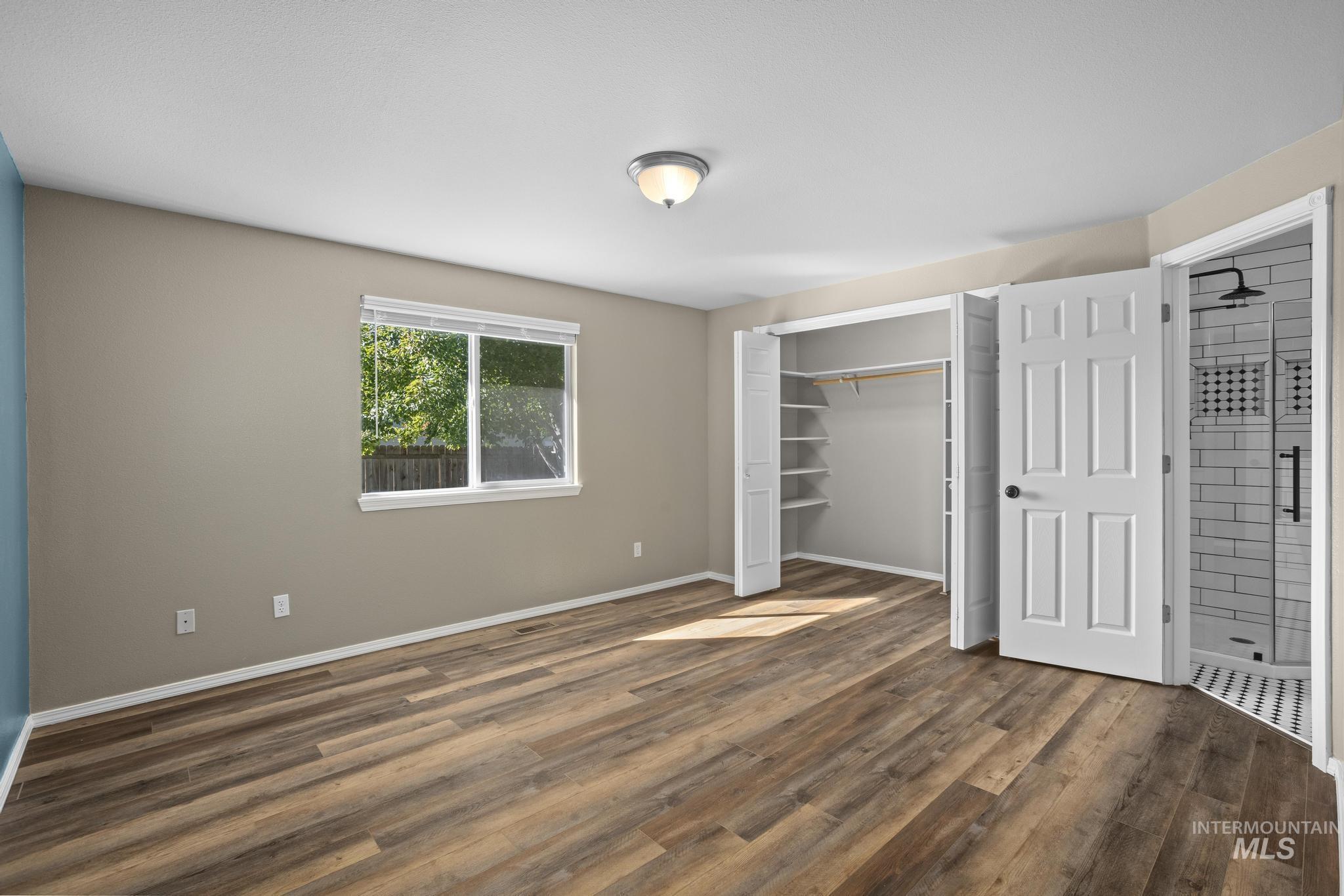 1221 W Waltman Dr Property Photo 14