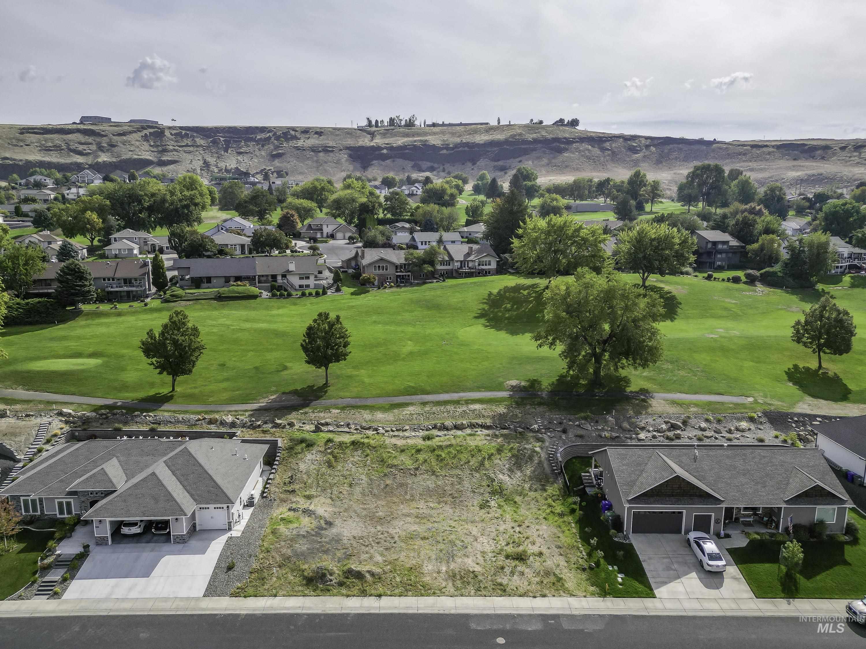 Lot 4 Block 1 Ridgewater Dr. Property Photo 1