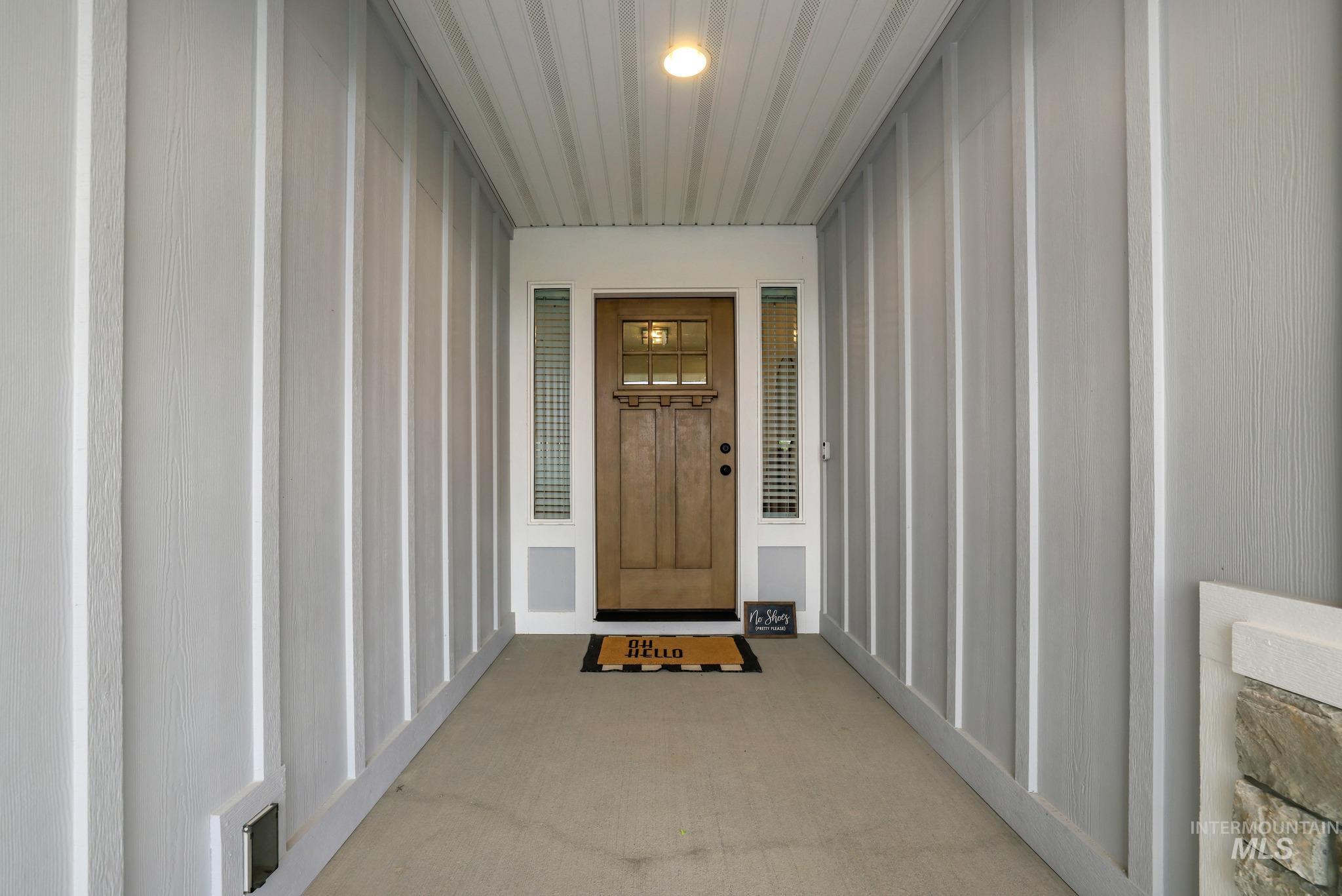 812 Stonegate Property Photo 5