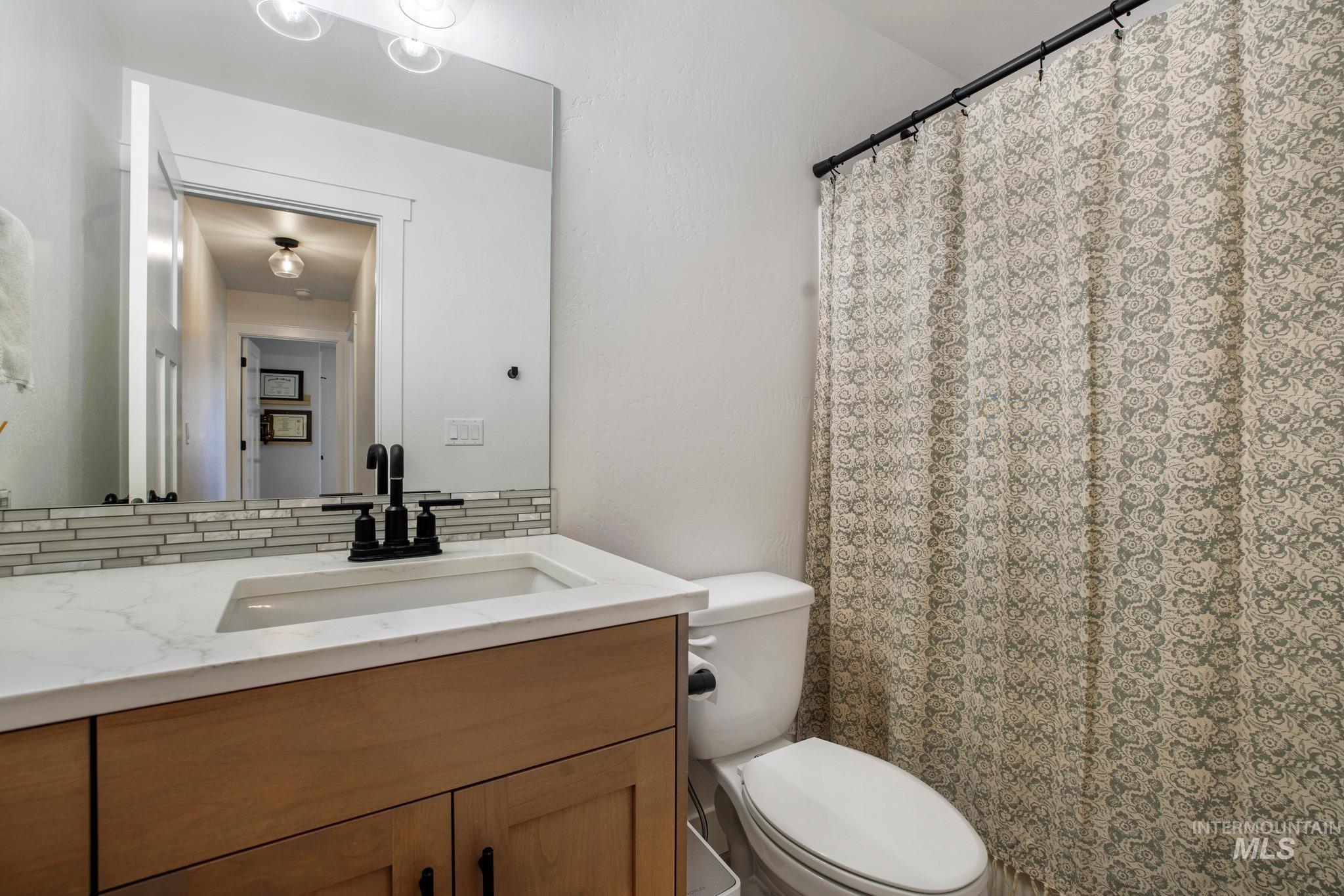 812 Stonegate Property Photo 26