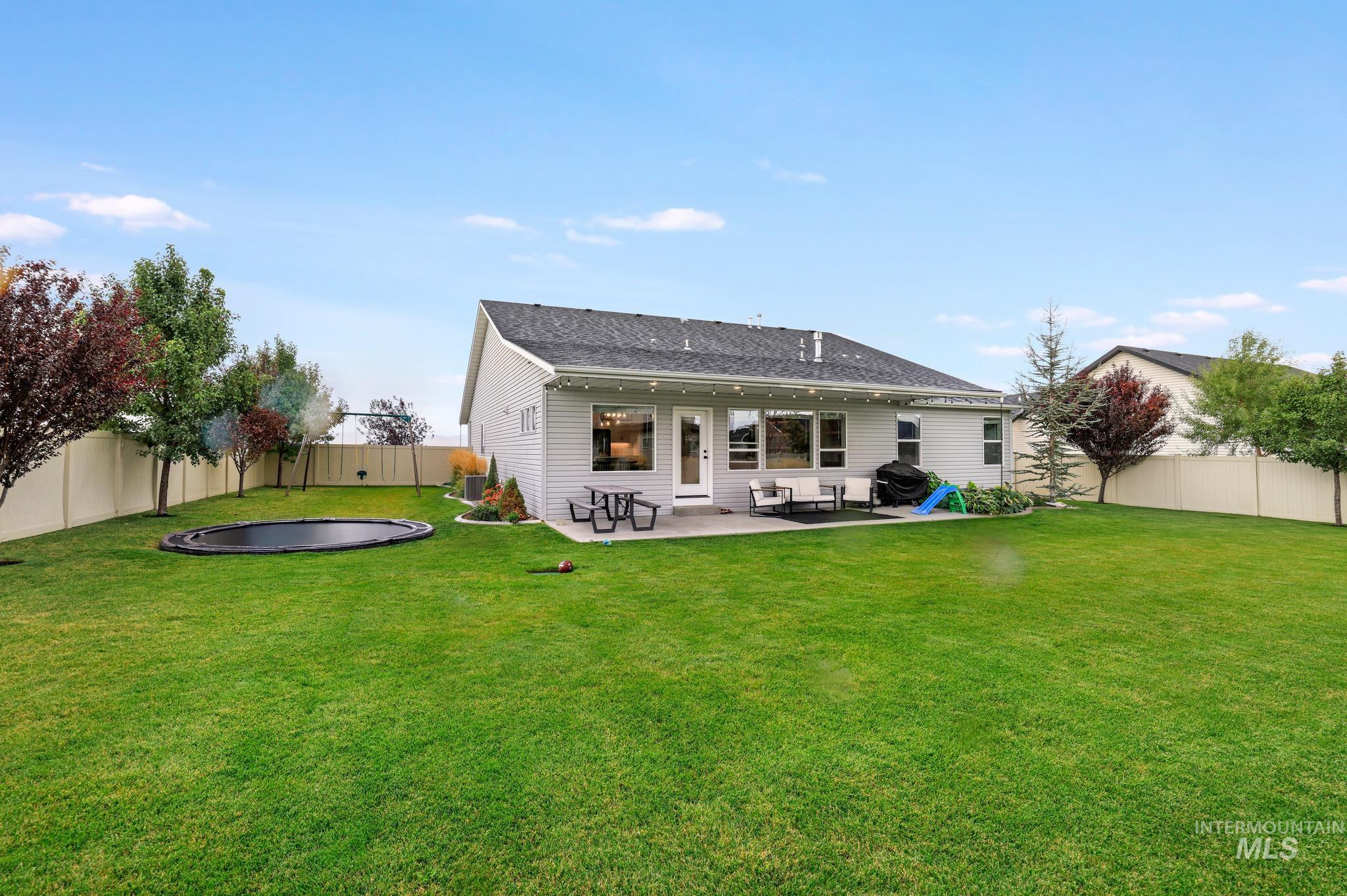 812 Stonegate Property Photo 44