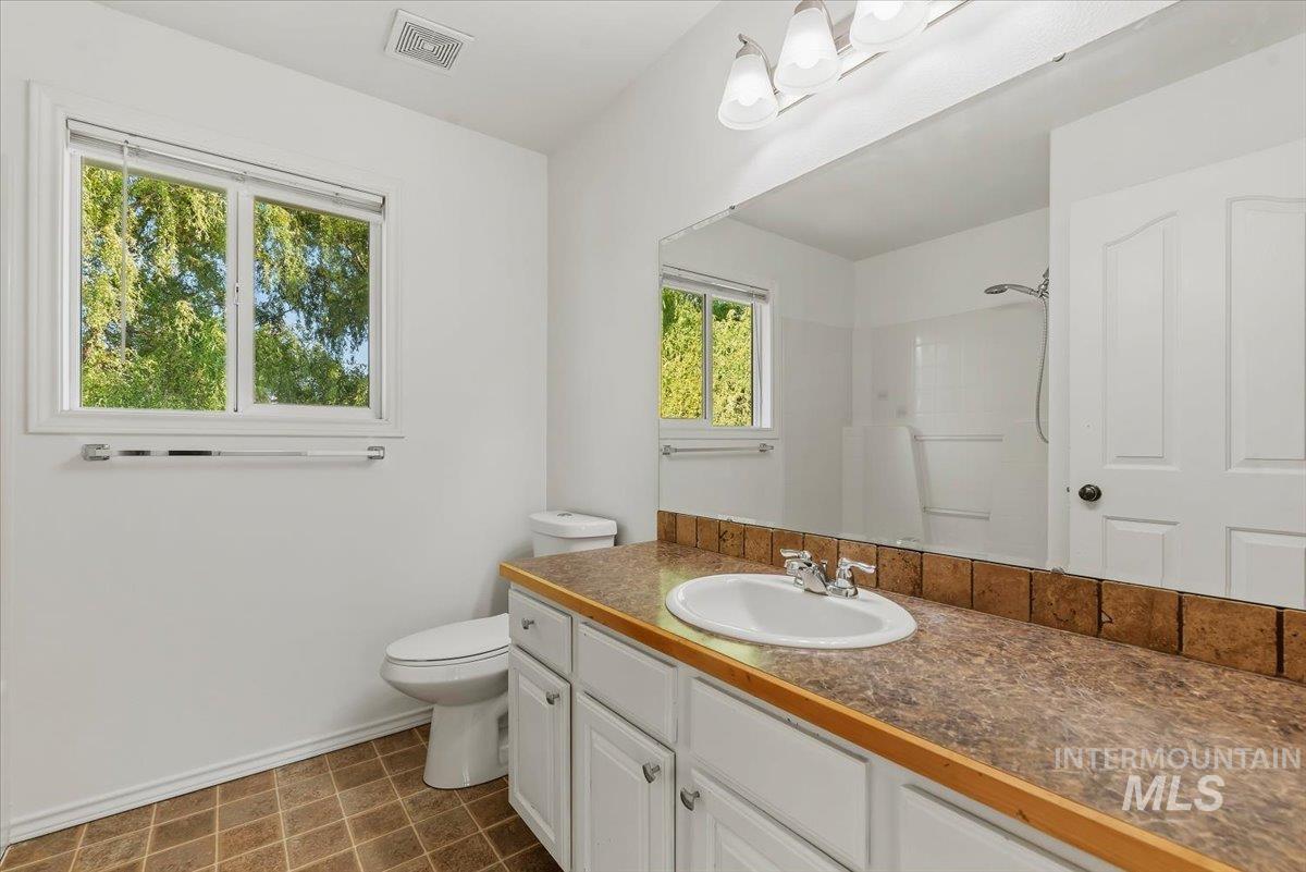 4372 E Burgundy Drive Property Photo 19