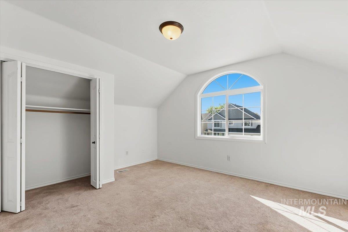 4372 E Burgundy Drive Property Photo 23