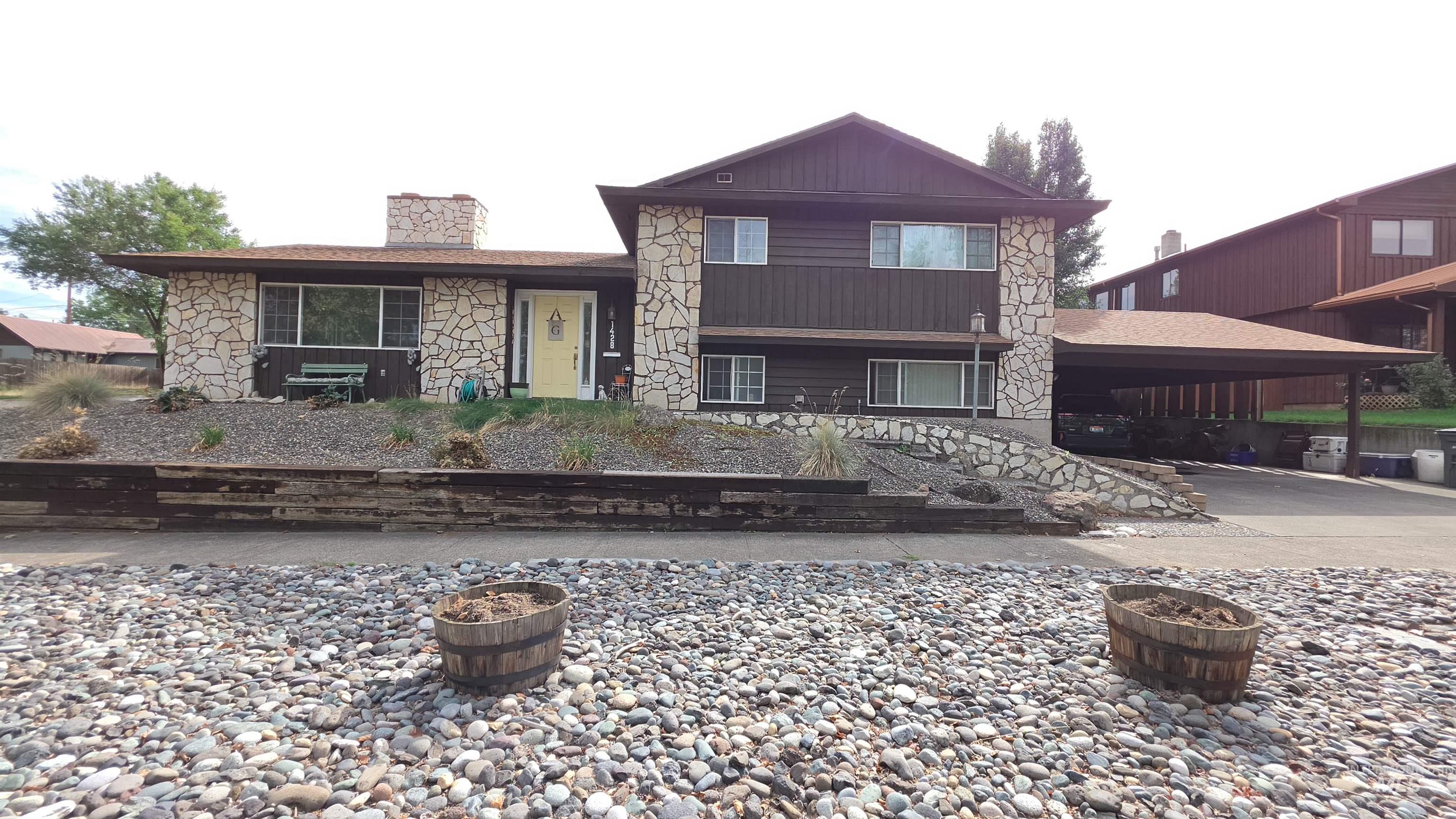 1428 14th Ave. Property Photo 1