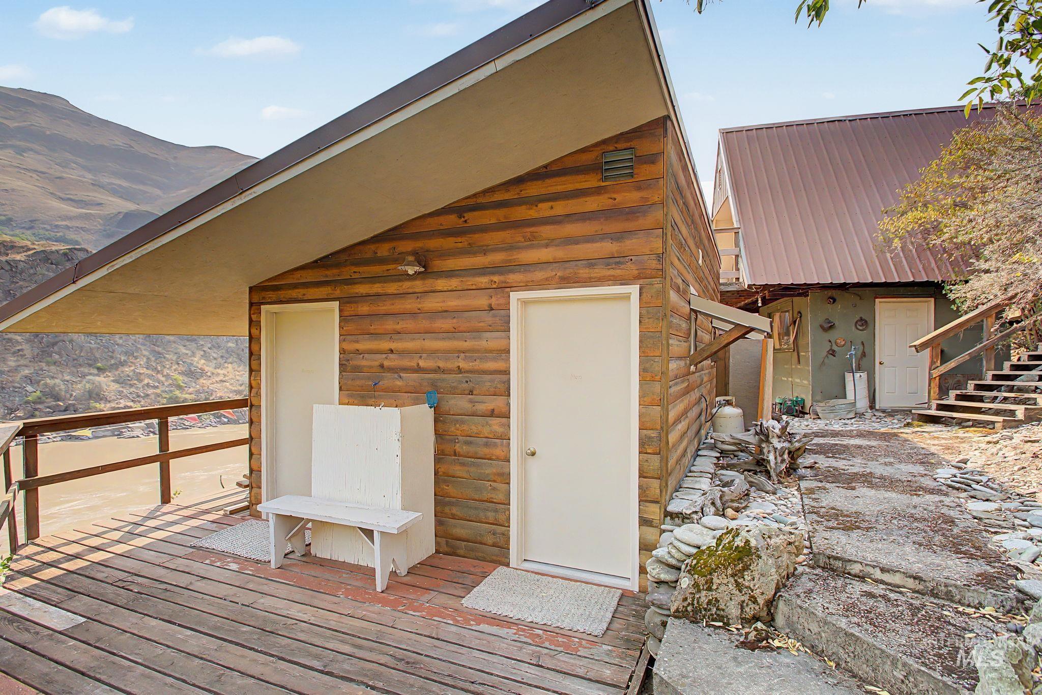Nna Salmon River Property Photo 9