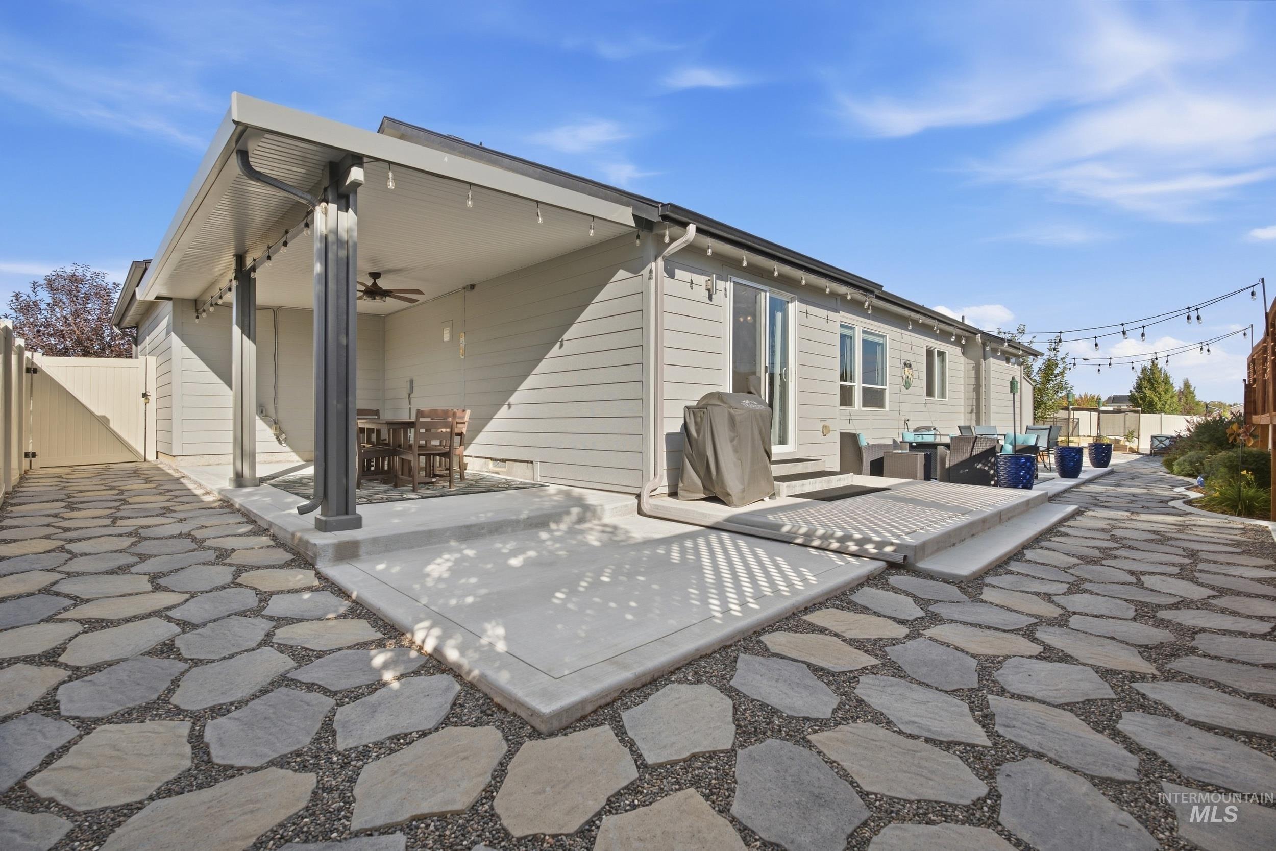 13214 S Wind River Ave Property Photo 19
