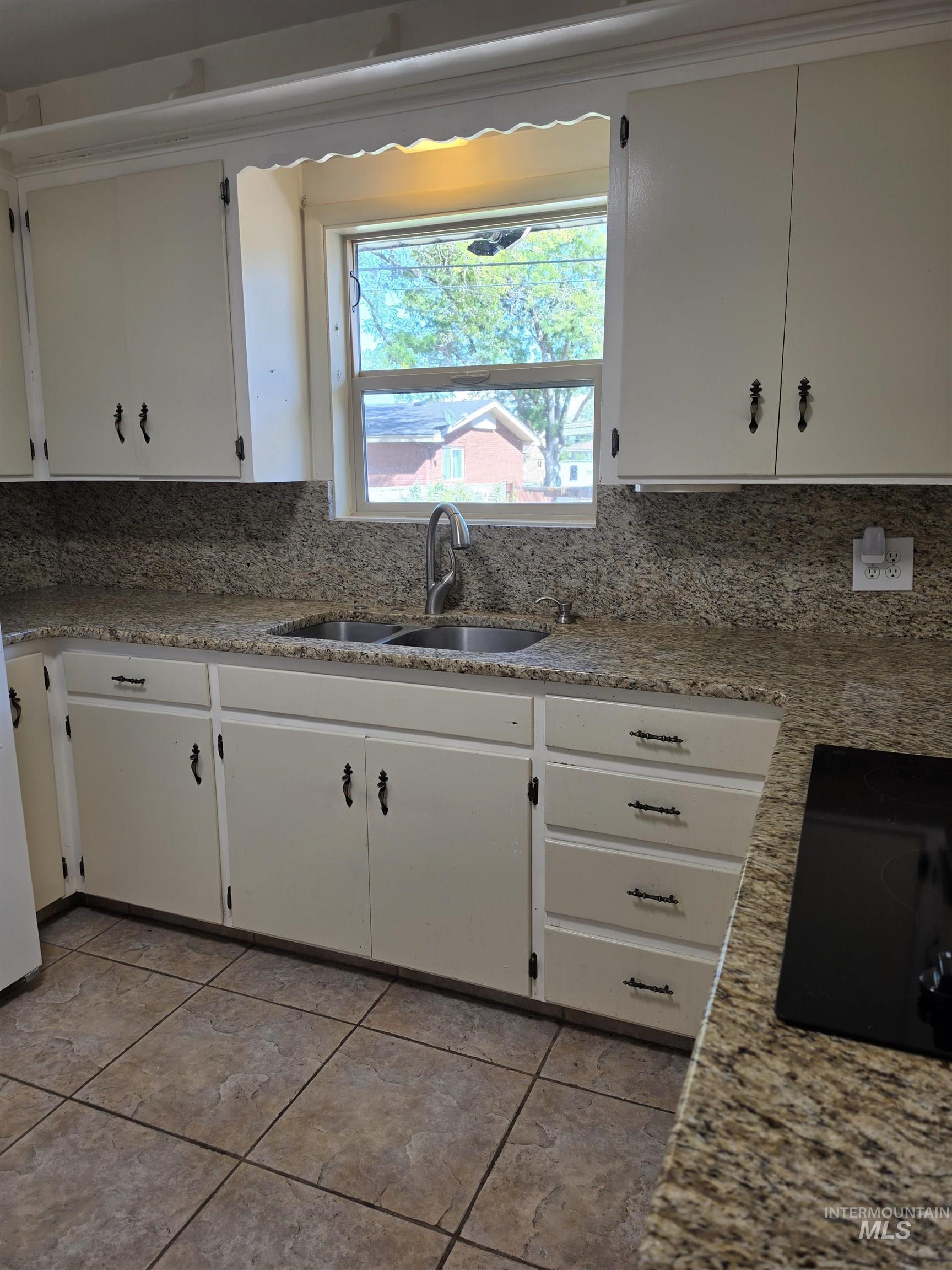 286 Pinon Drive Property Photo 18