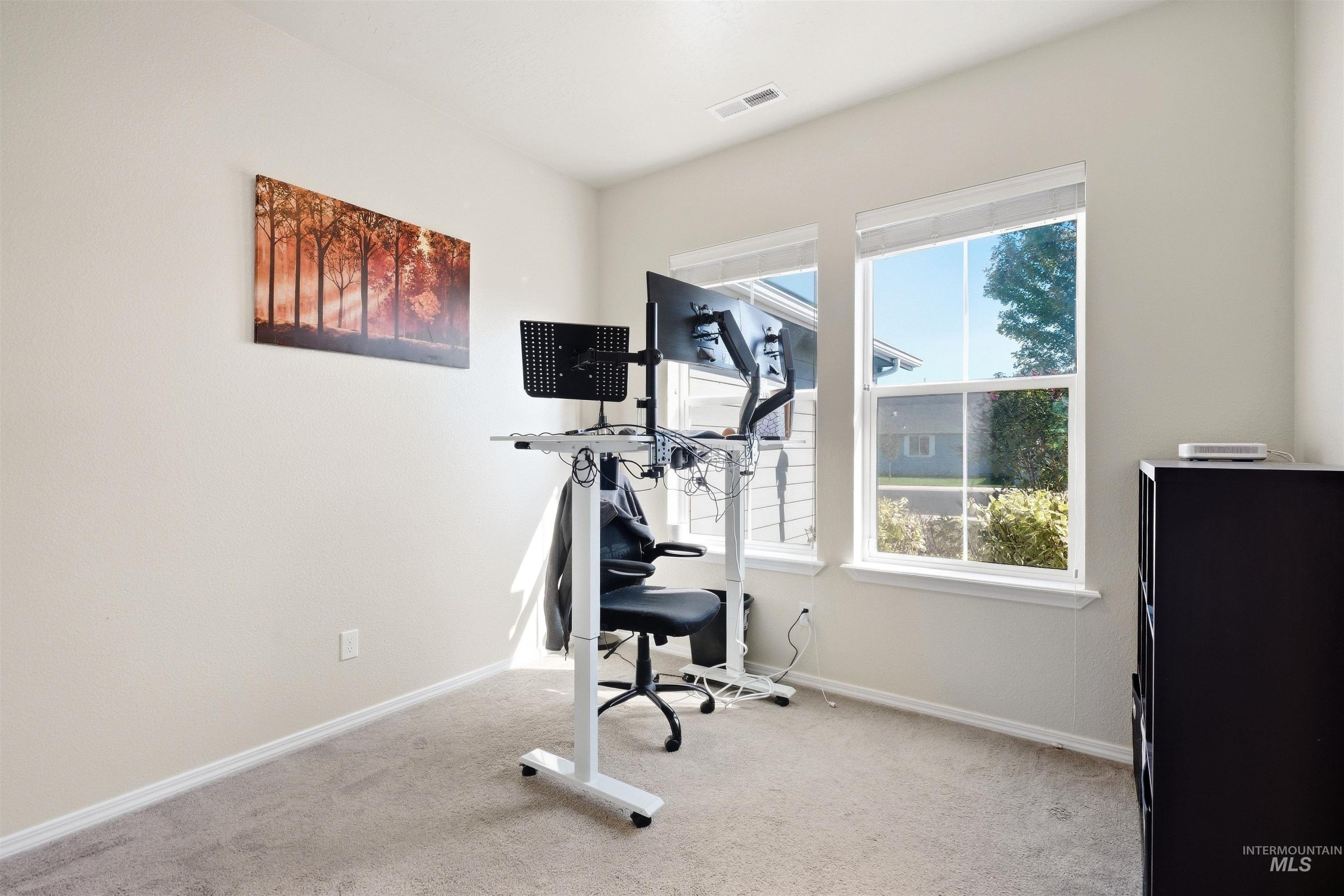 15517 Fuchsia Avenue Property Photo 25