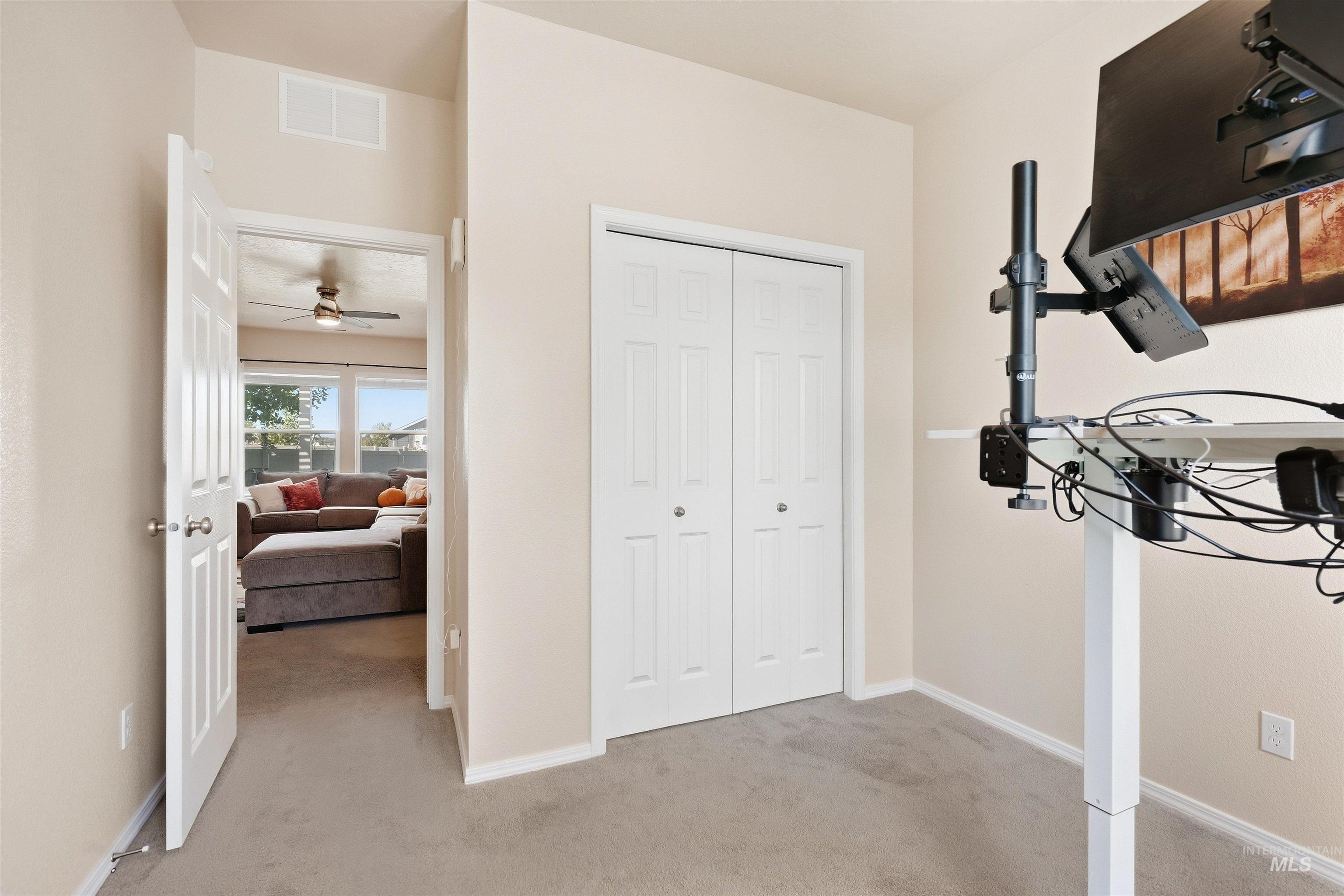 15517 Fuchsia Avenue Property Photo 26