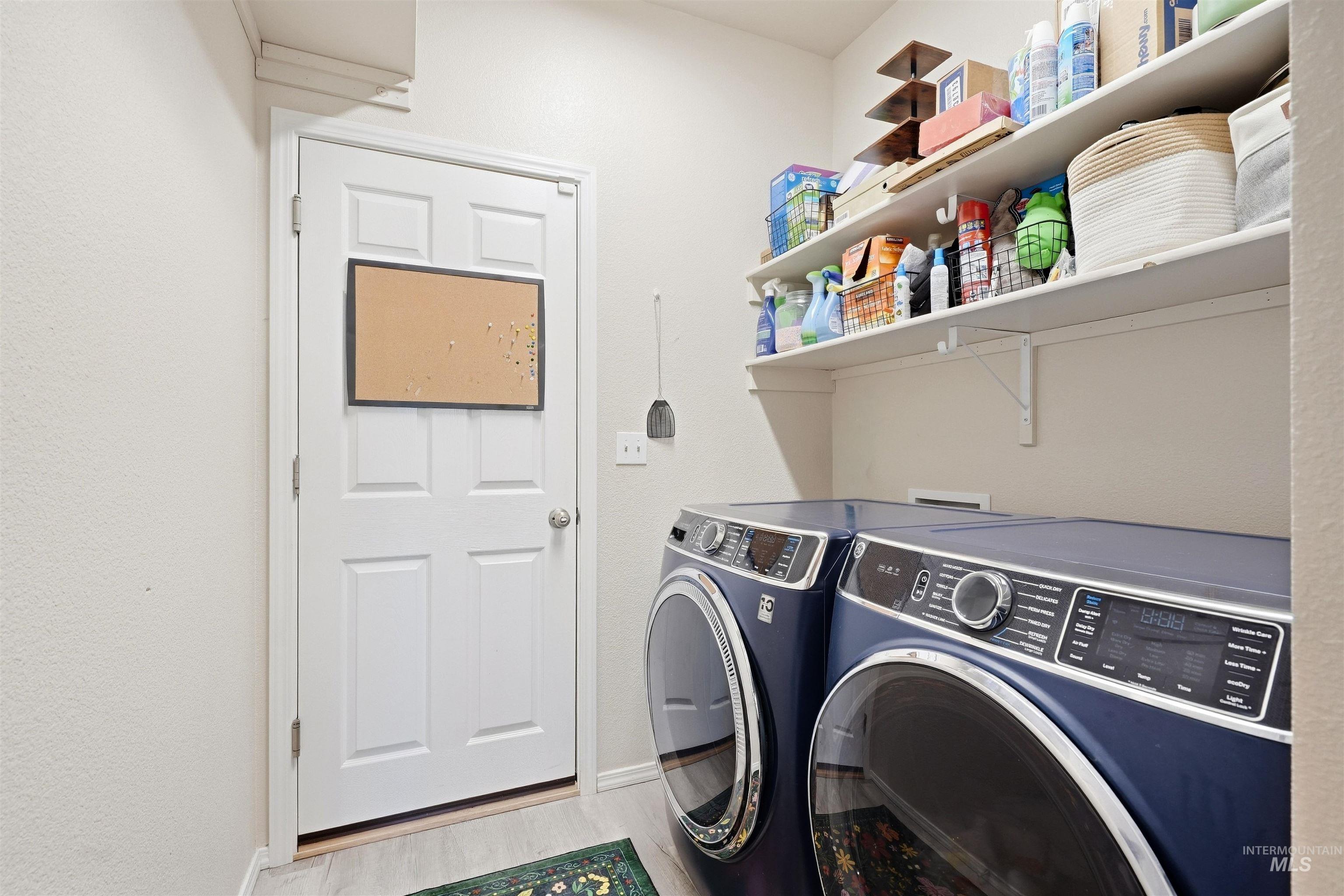15517 Fuchsia Avenue Property Photo 27