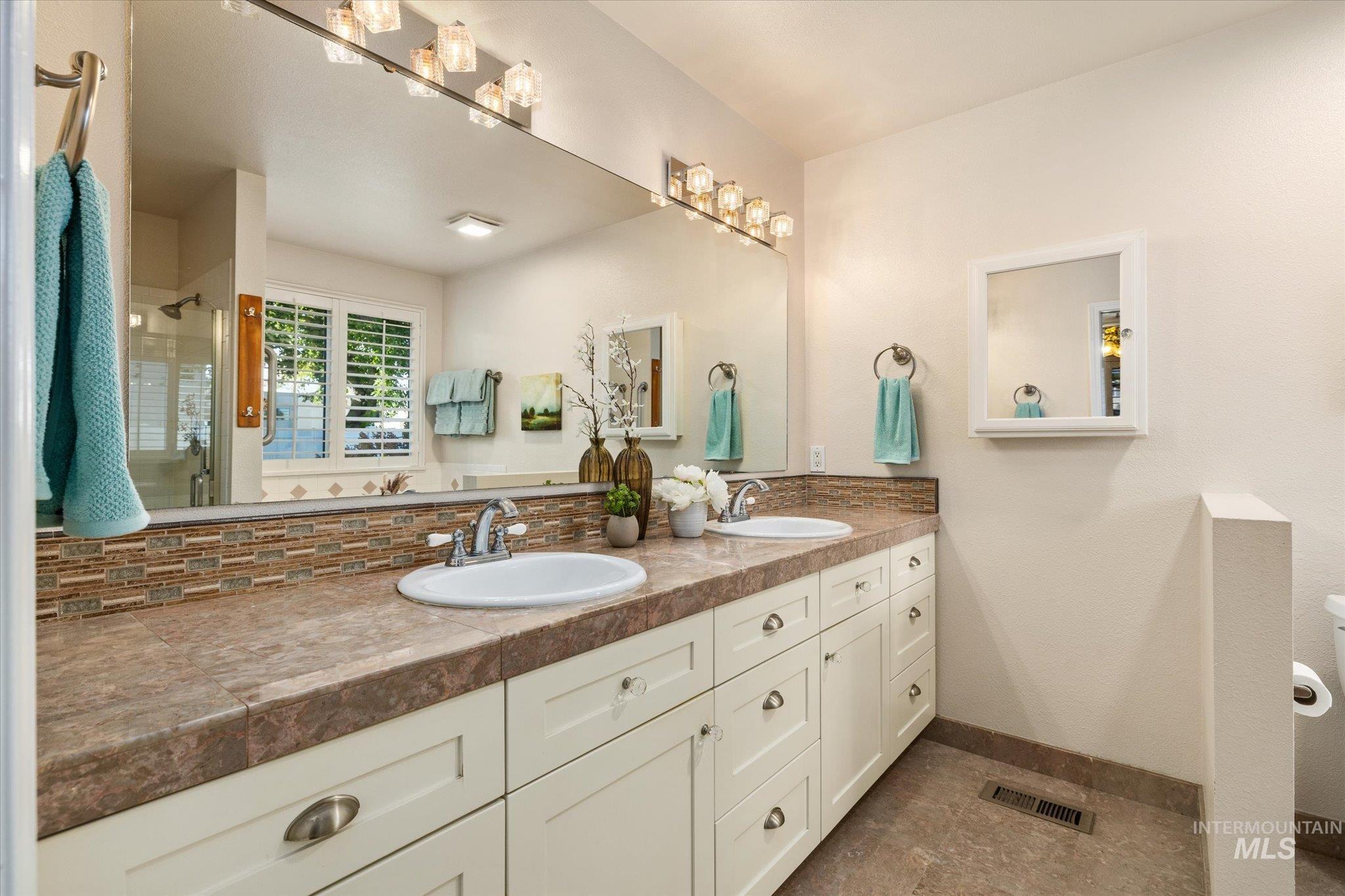 4986 N Edenburgh Way Property Photo 28
