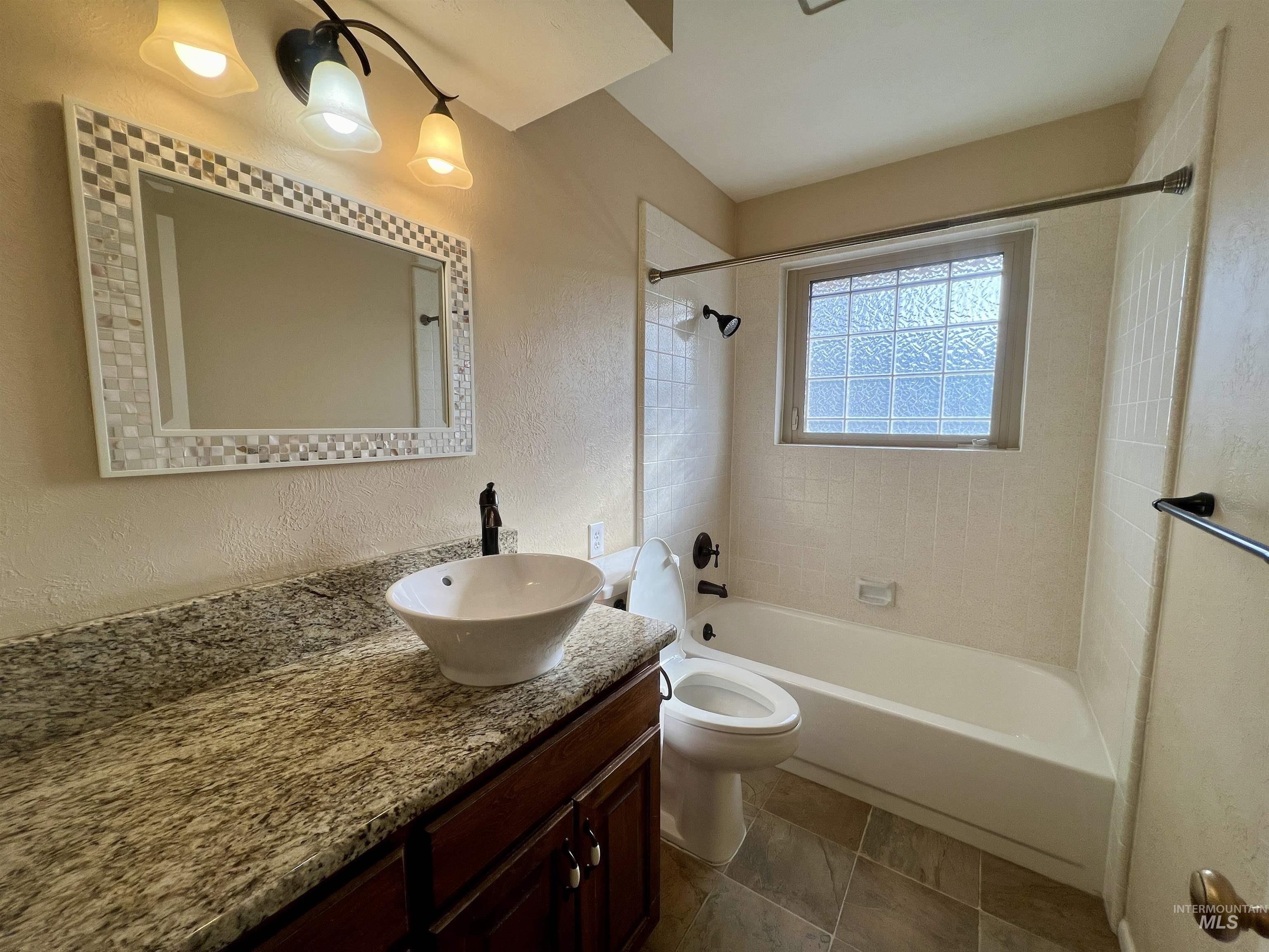 1300 S Brooklawn Dr. Property Photo 13