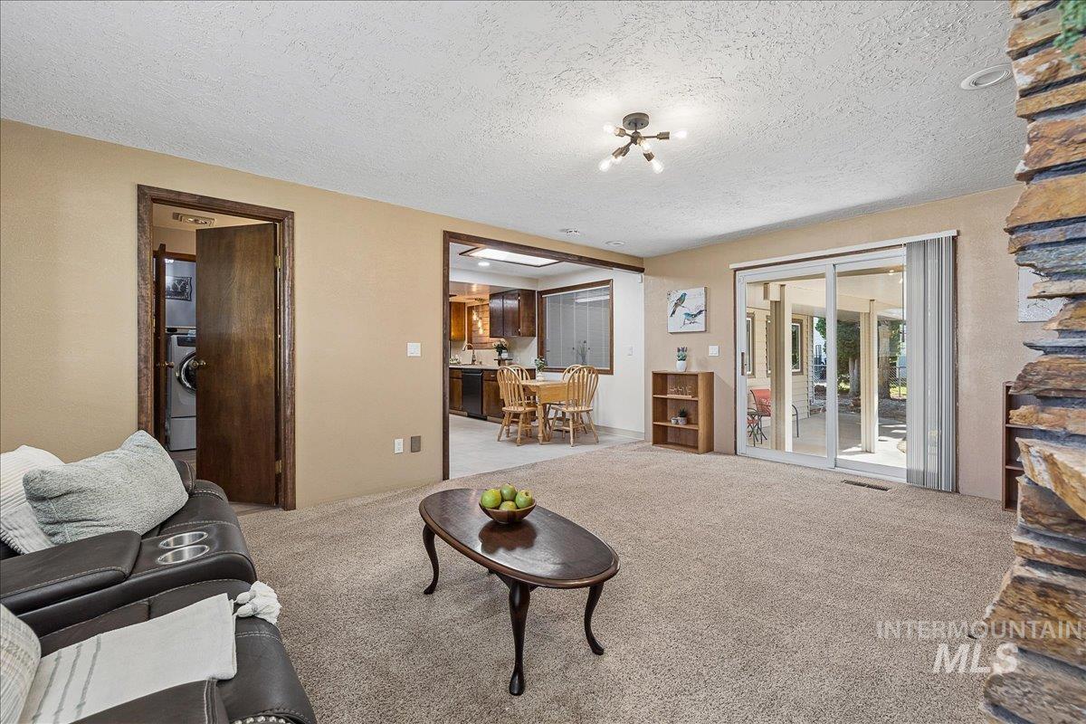 16227 S Kimball Ave Property Photo 27
