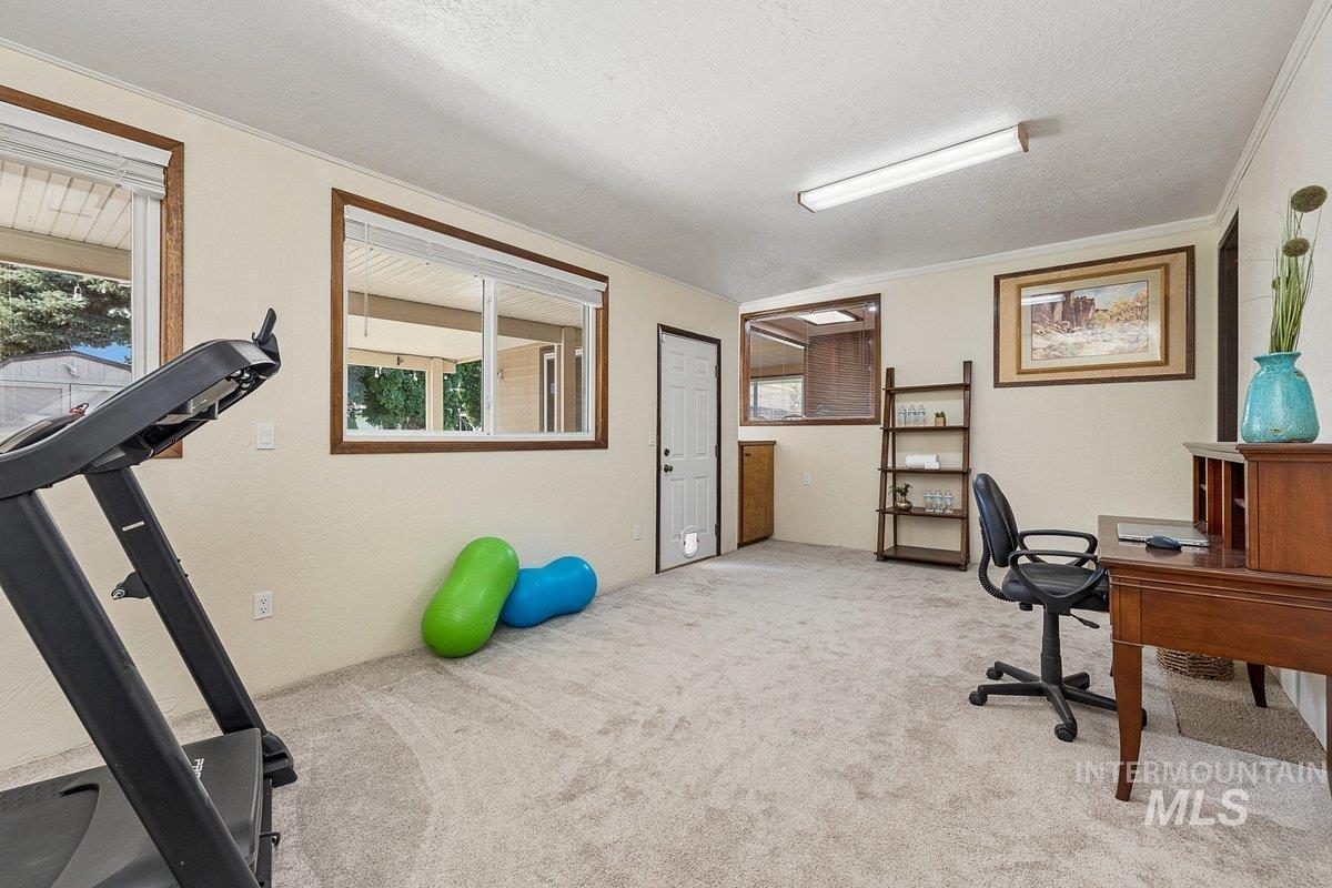 16227 S Kimball Ave Property Photo 38