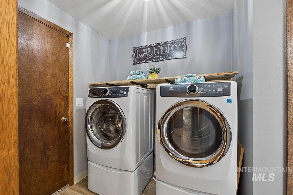 16227 S Kimball Ave Property Photo 40